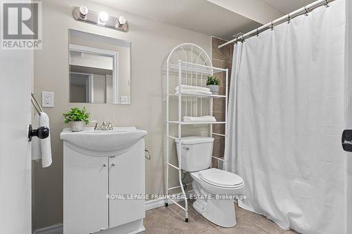929 Southdown Drive, Oshawa, Ontario  L1H 7Z5 - Photo 22 - E12434085