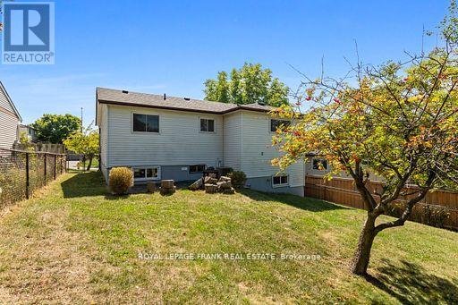 929 Southdown Drive, Oshawa, Ontario  L1H 7Z5 - Photo 24 - E12434085