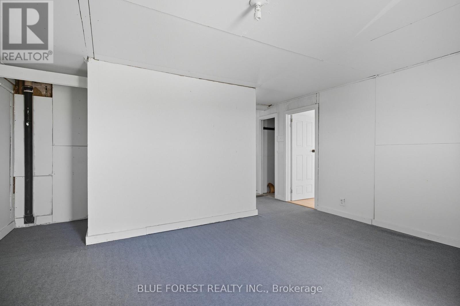 22436 Pioneer Line, West Elgin, Ontario  N0L 2C0 - Photo 15 - X12434075