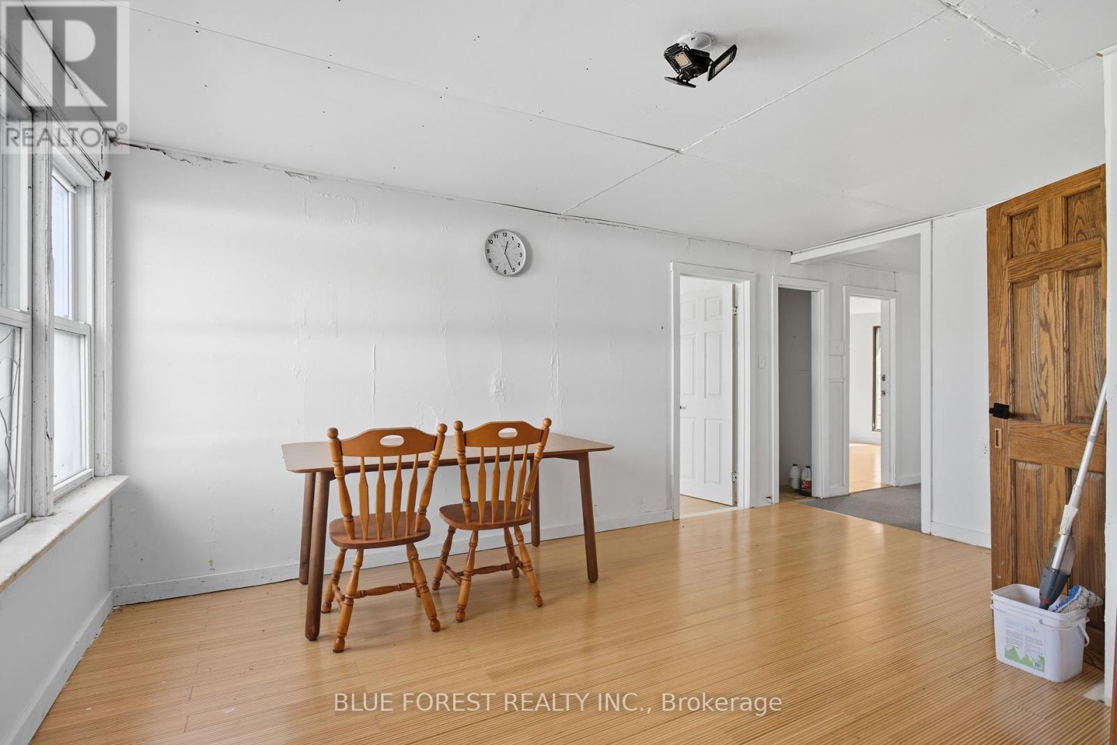 22436 Pioneer Line, West Elgin, Ontario  N0L 2C0 - Photo 19 - X12434075