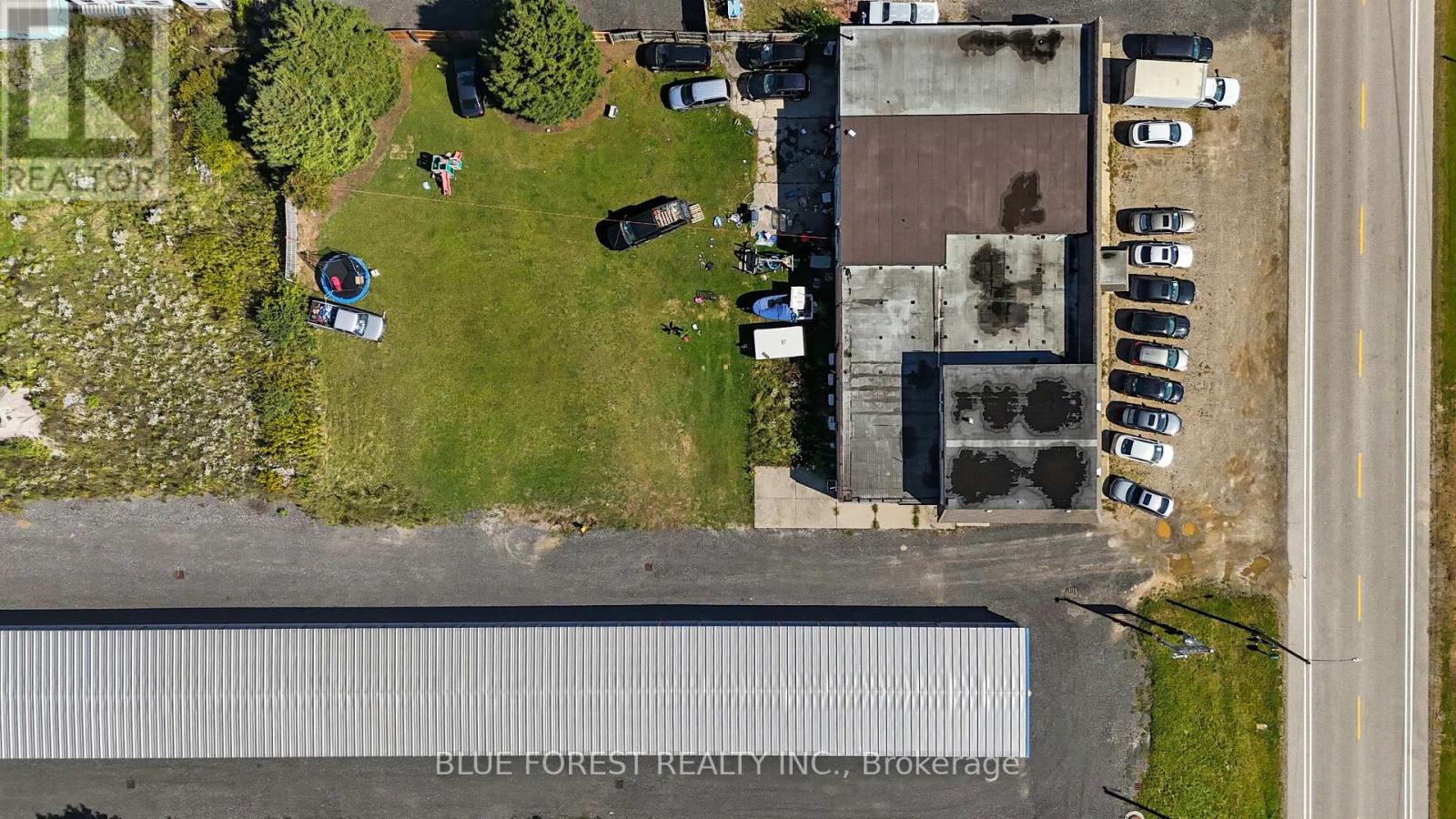 22436 Pioneer Line, West Elgin, Ontario  N0L 2C0 - Photo 27 - X12434075