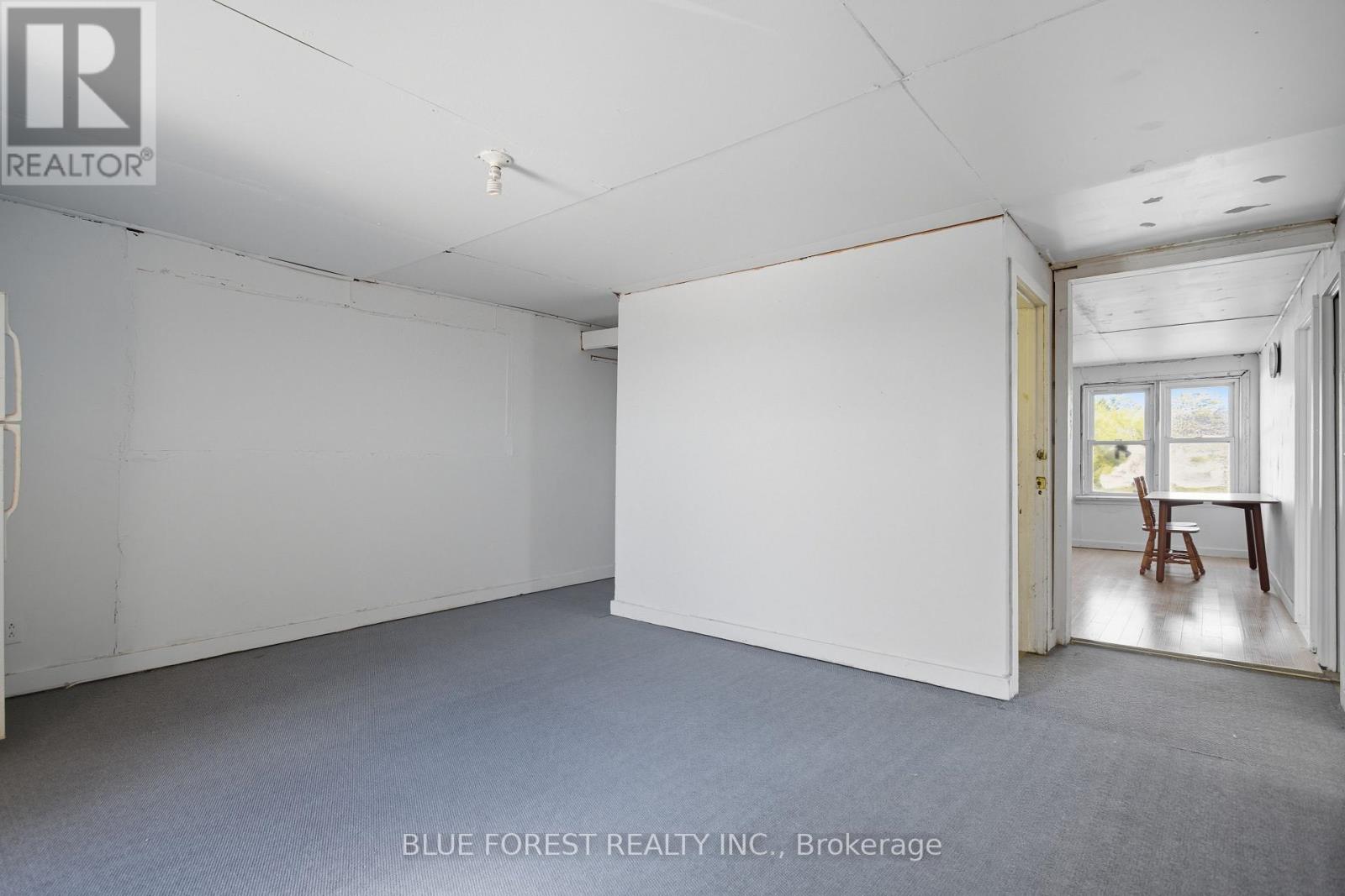 22436 Pioneer Line, West Elgin, Ontario  N0L 2C0 - Photo 17 - X12434075