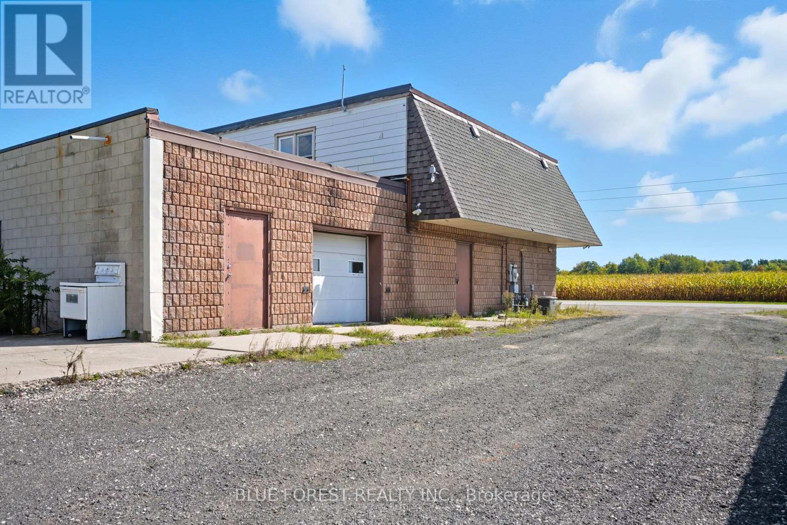 22436 Pioneer Line, West Elgin, Ontario  N0L 2C0 - Photo 36 - X12434075