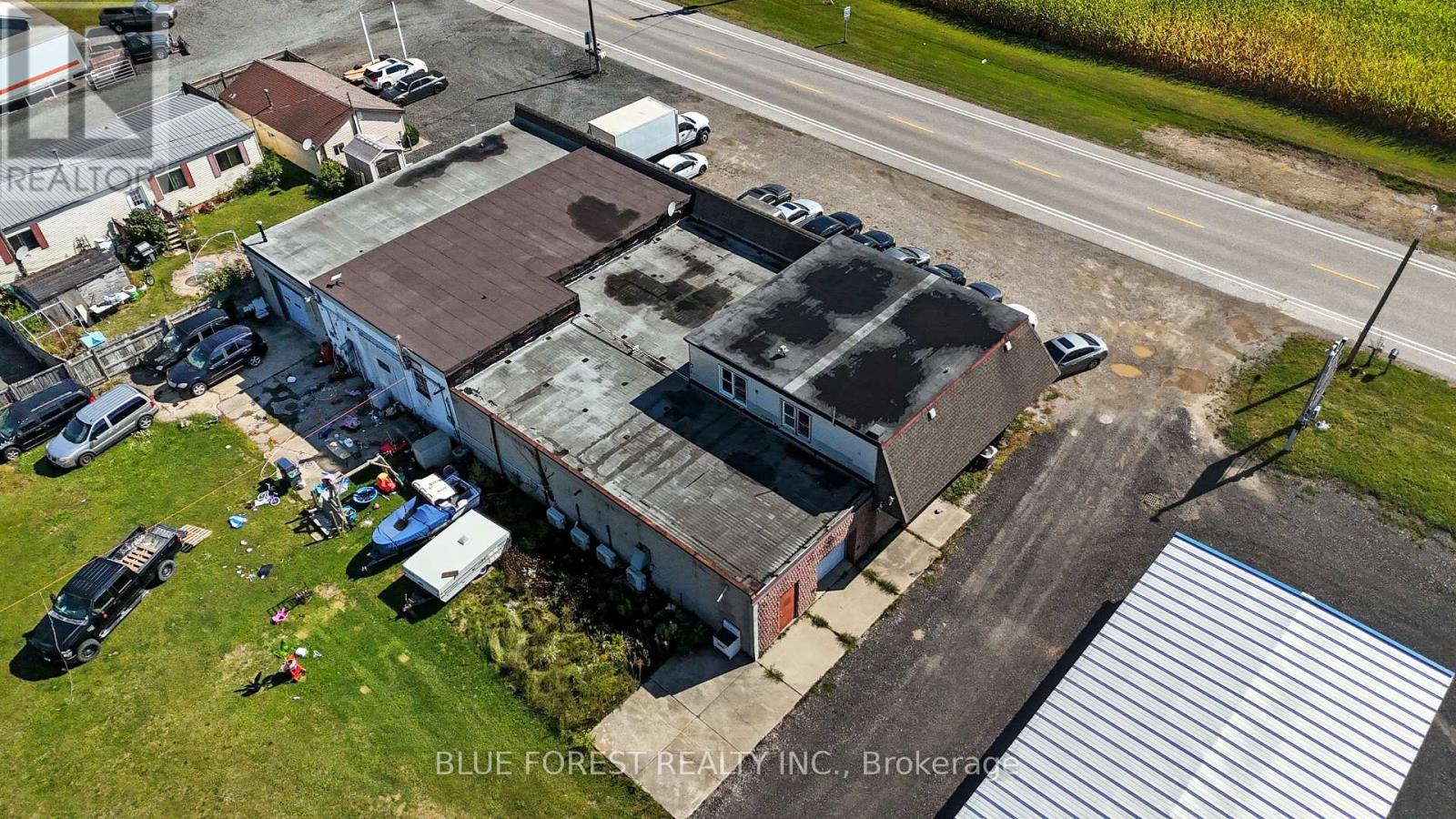 22436 Pioneer Line, West Elgin, Ontario  N0L 2C0 - Photo 37 - X12434075