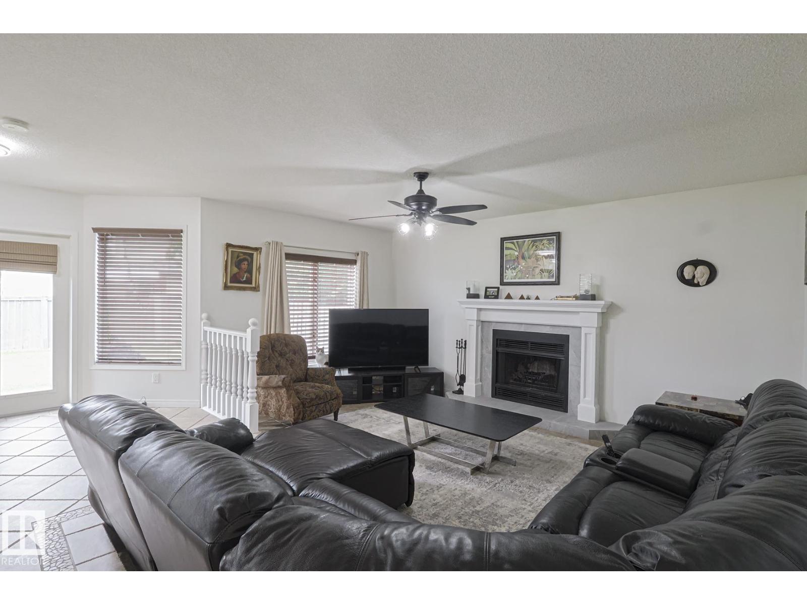 12 Elsinore Pl Nw, Edmonton, Alberta  T5X 5W3 - Photo 15 - E4460059