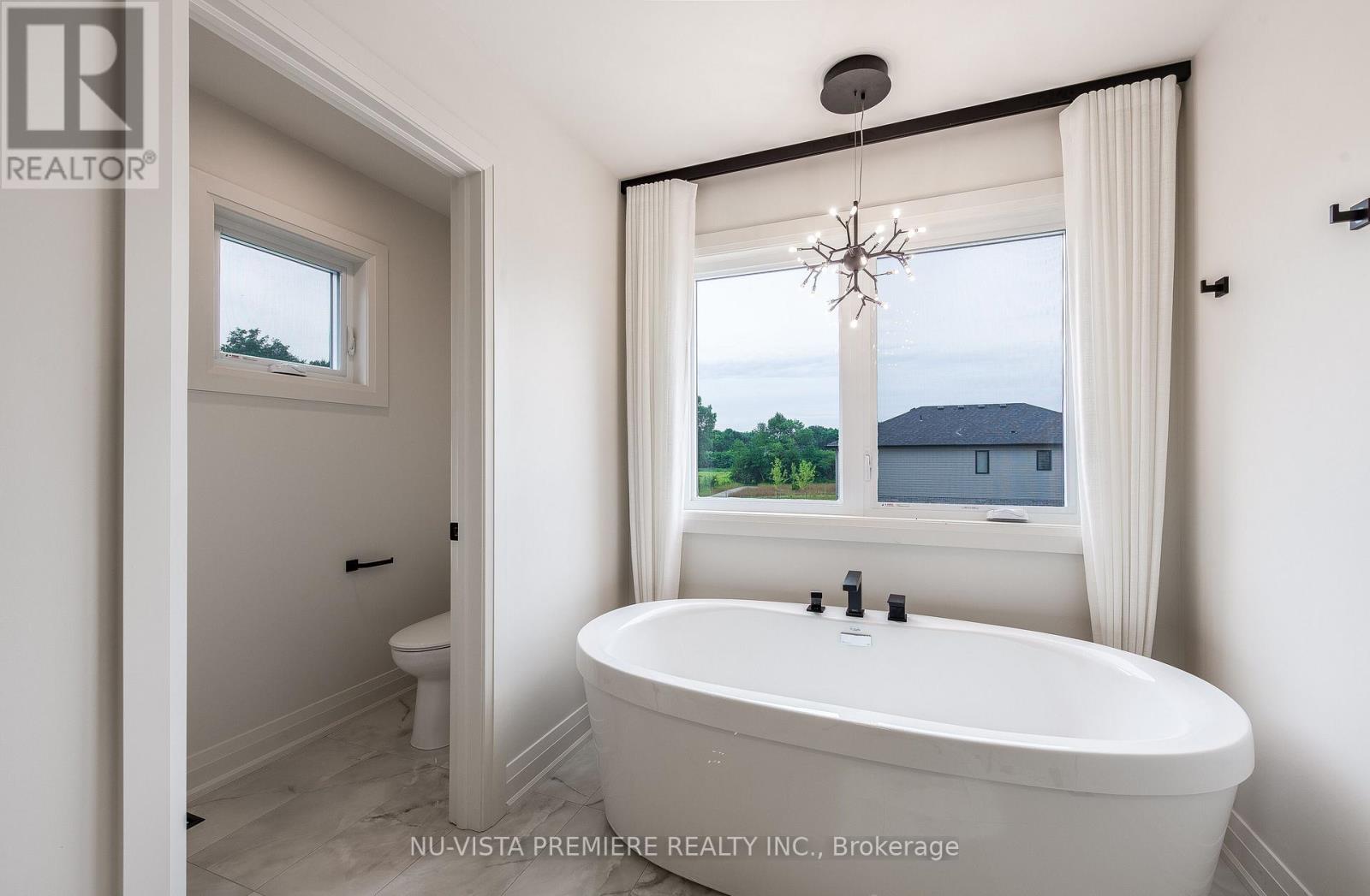 2693 Heardcreek Trail, London North, Ontario  N6G 0Z8 - Photo 26 - X12434094