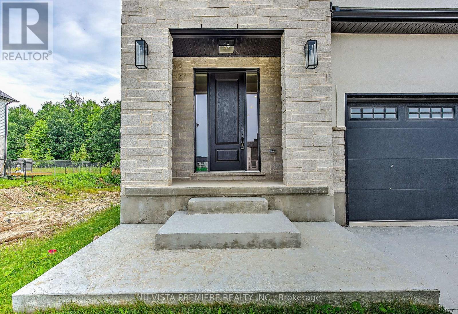 2693 Heardcreek Trail, London North, Ontario  N6G 0Z8 - Photo 4 - X12434094
