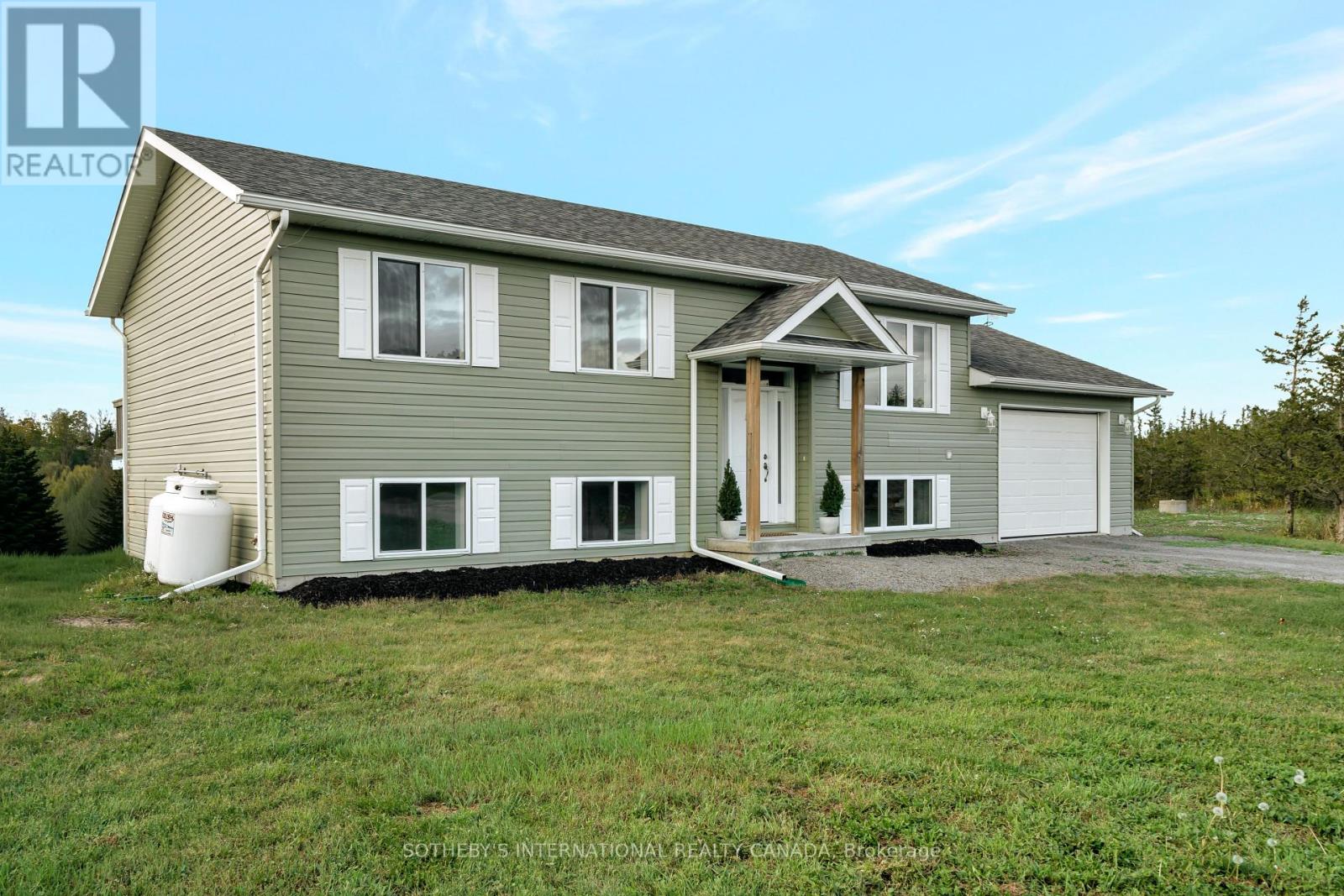 158 Old Milford Road, Prince Edward County, Ontario  K0K 2T0 - Photo 27 - X12433932