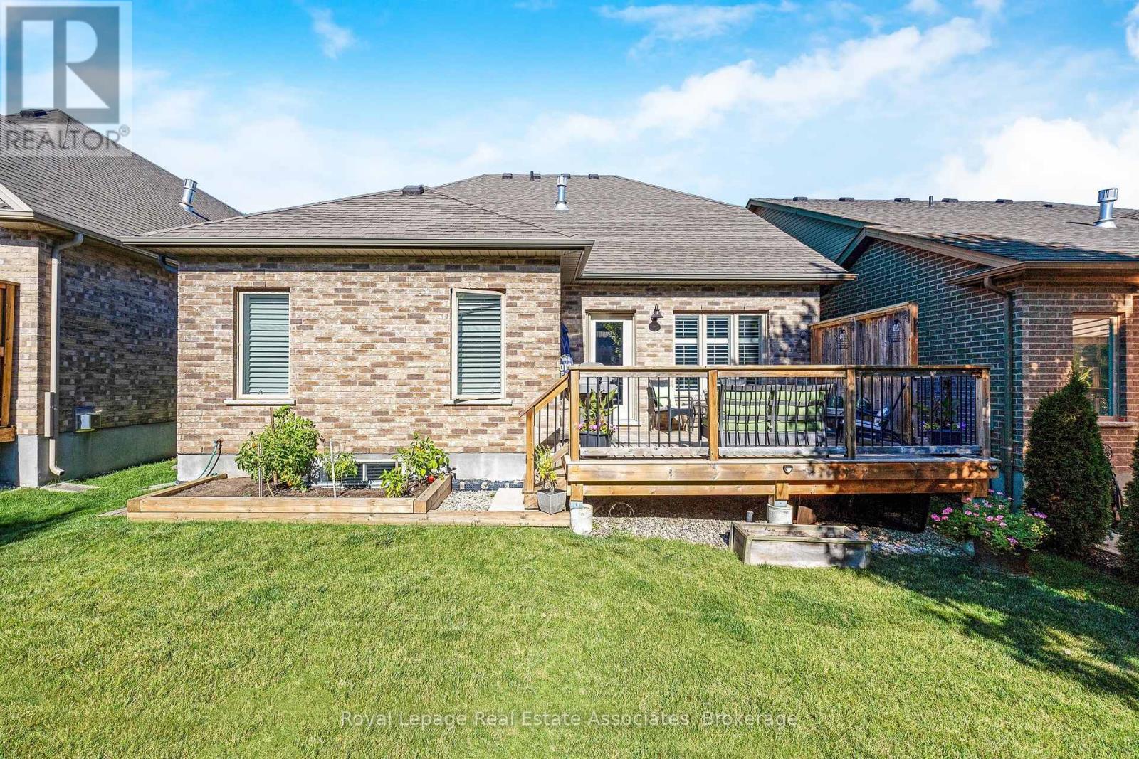 25 Chestnut Drive, Guelph/eramosa, Ontario  N0B 2K0 - Photo 38 - X12433939