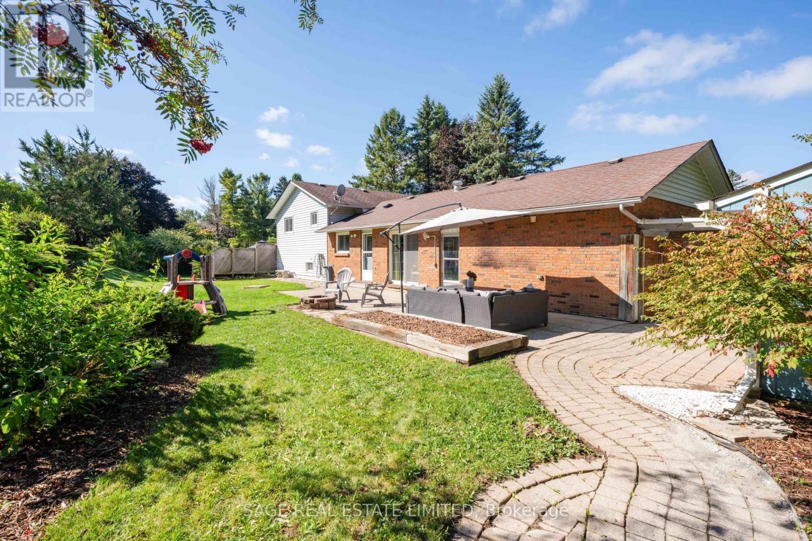 41 Douglas Crescent, Erin, Ontario  N0B 1Z0 - Photo 41 - X12433993