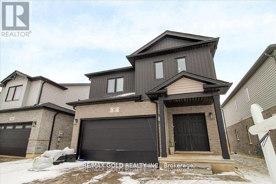 92 Middleton Avenue, London South, Ontario  N6L 1K3 - Photo 2 - X12434006