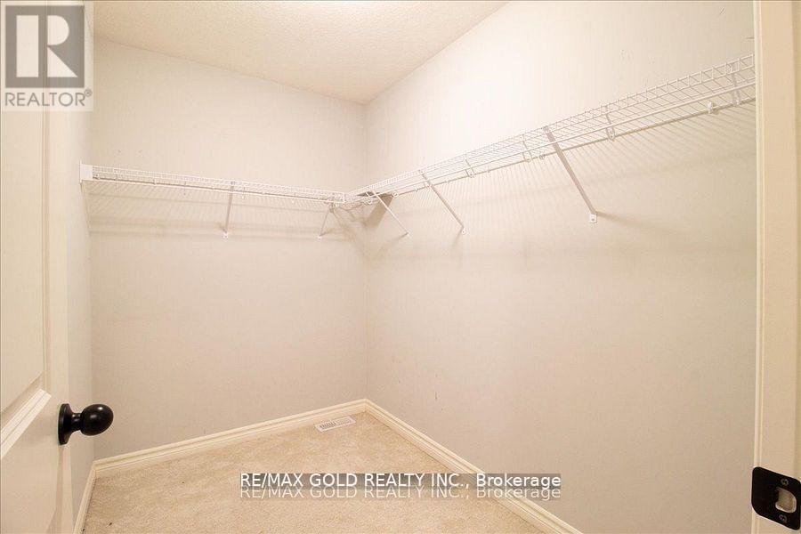 92 Middleton Avenue, London South, Ontario  N6L 1K3 - Photo 28 - X12434006