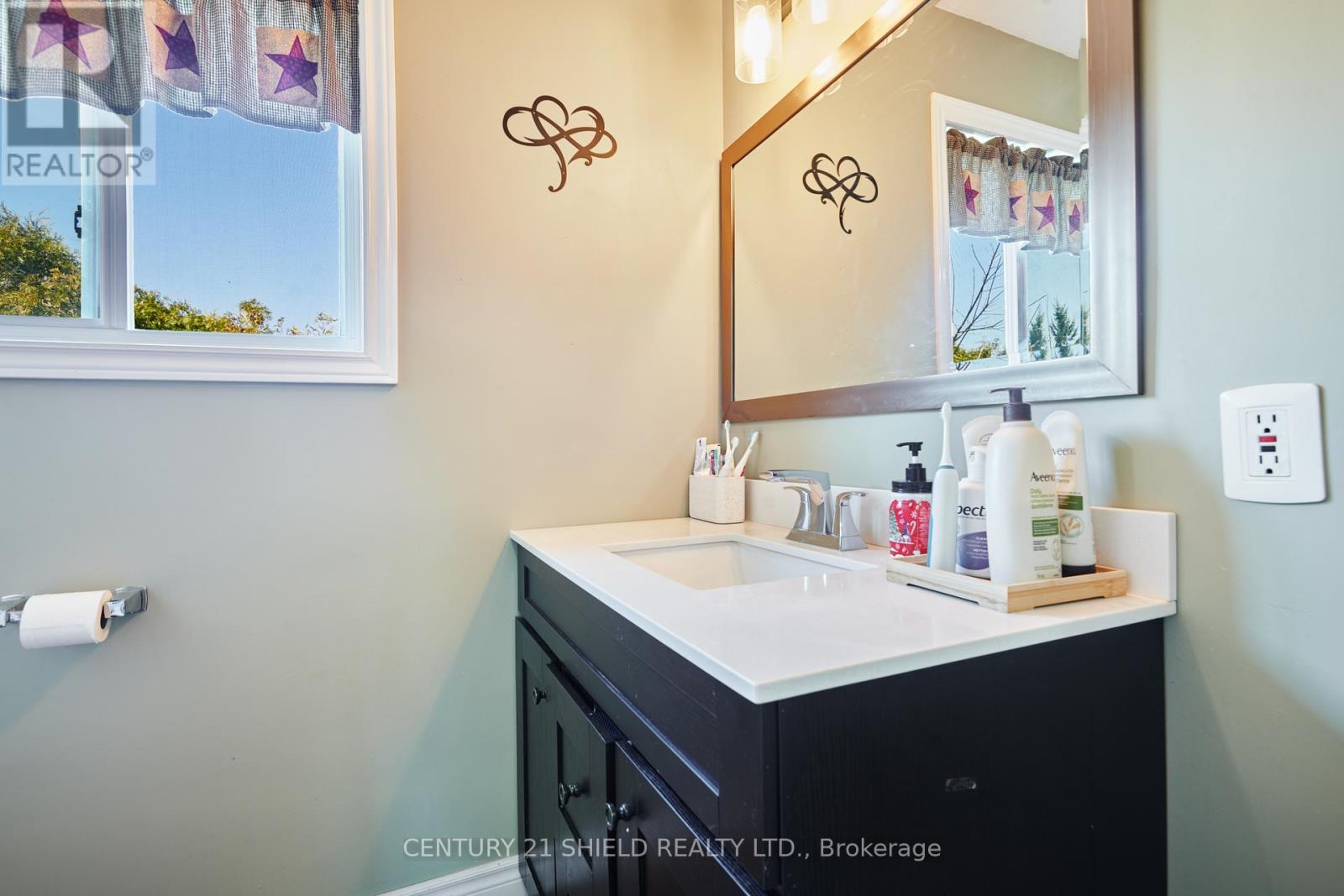 38 St Lawrence Street, South Stormont, Ontario  K0C 1M0 - Photo 23 - X12434187