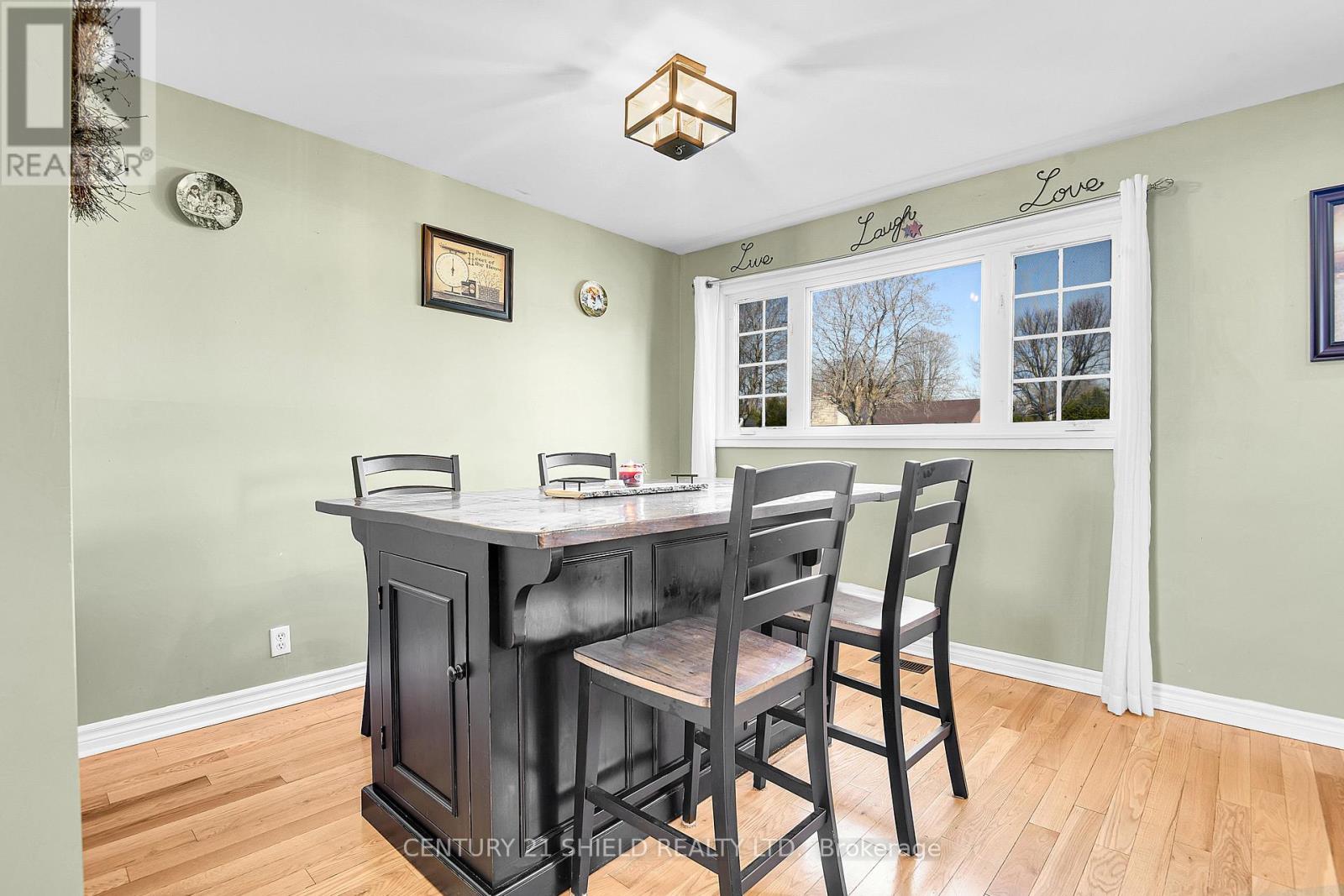 38 St Lawrence Street, South Stormont, Ontario  K0C 1M0 - Photo 6 - X12434187