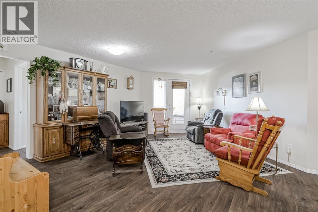 2227, 700 Willowbrook Road Nw, Airdrie, Alberta  T2B 2B7 - Photo 5 - A2255773
