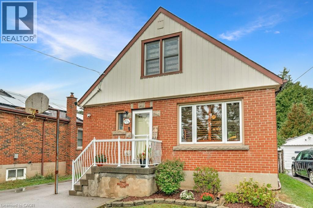 275 MONTROSE Avenue, Hamilton, Ontario