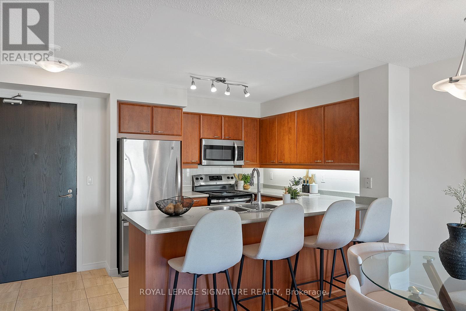 521 - 205 The Donway W, Toronto, Ontario  M3B 3S5 - Photo 5 - C12433450