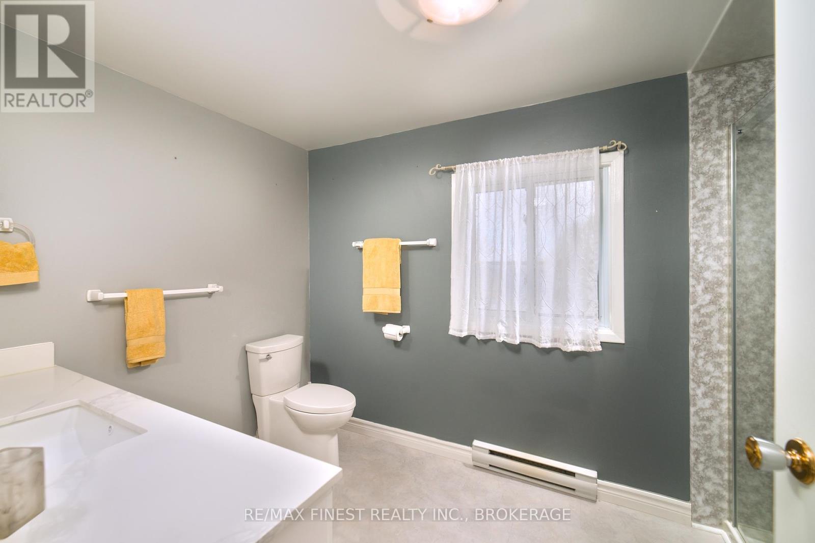 9820 Front Road, Loyalist, Ontario  K0H 2S0 - Photo 20 - X12434194