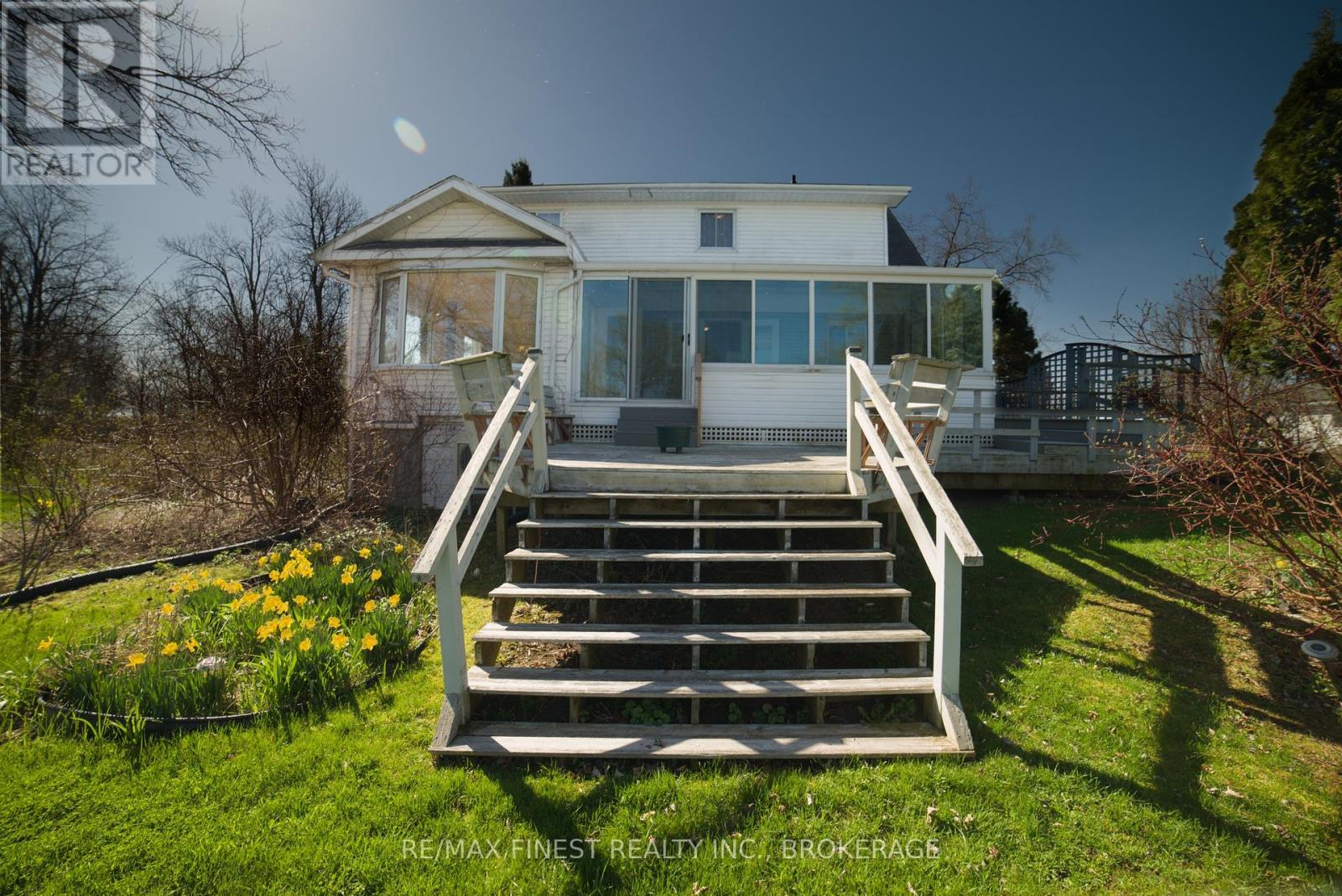 9820 Front Road, Loyalist, Ontario  K0H 2S0 - Photo 38 - X12434194