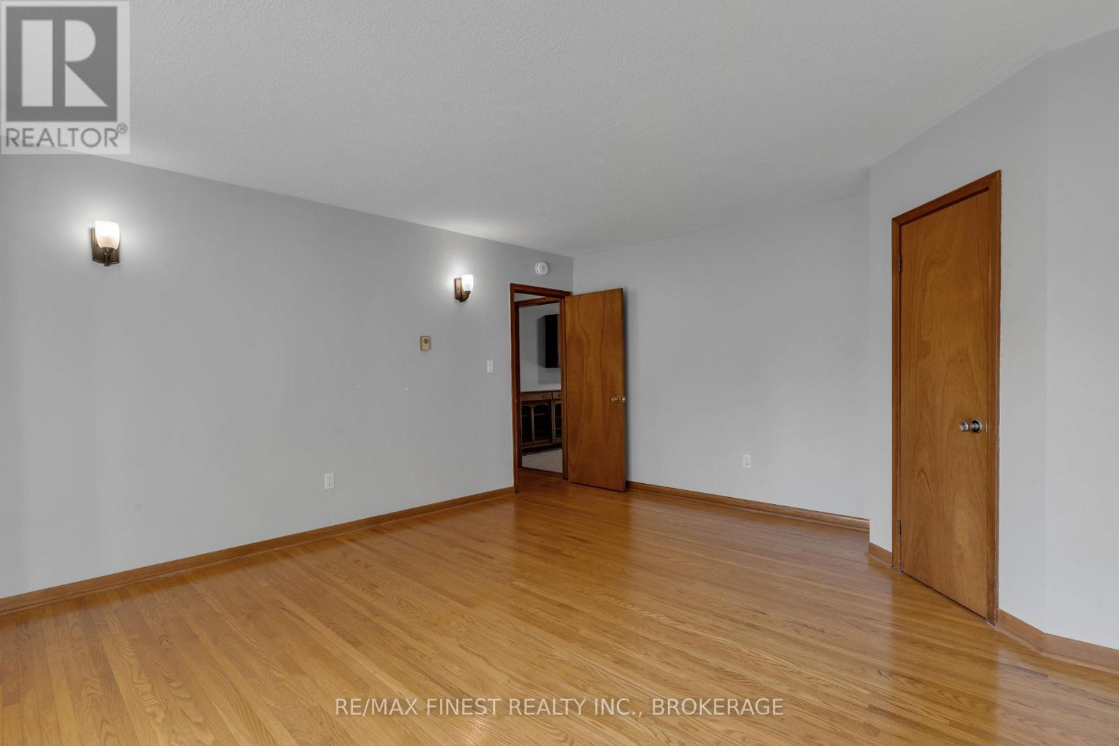 167 Sherman Street, Kingston, Ontario  K7M 4G9 - Photo 14 - X12433795