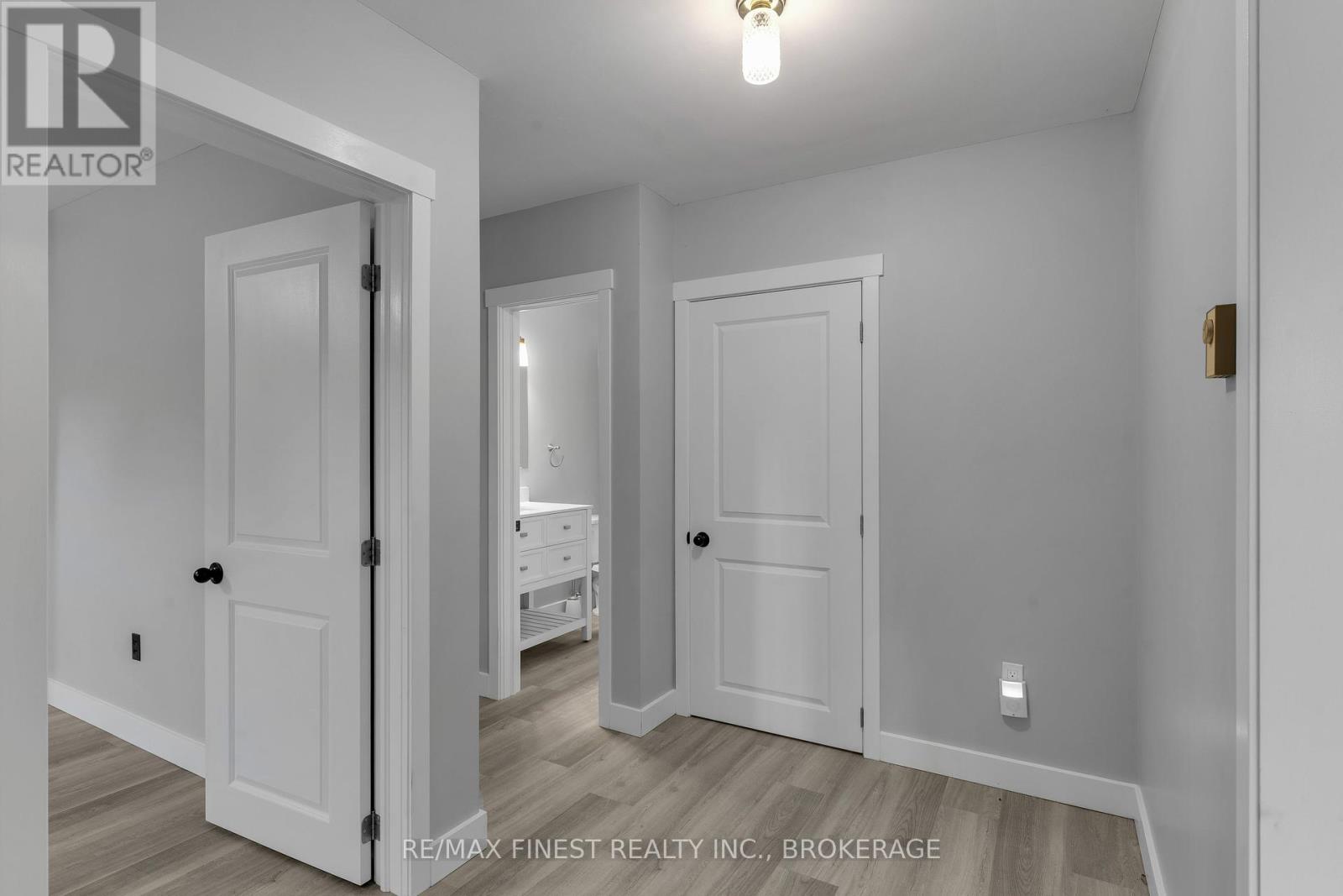 167 Sherman Street, Kingston, Ontario  K7M 4G9 - Photo 31 - X12433795