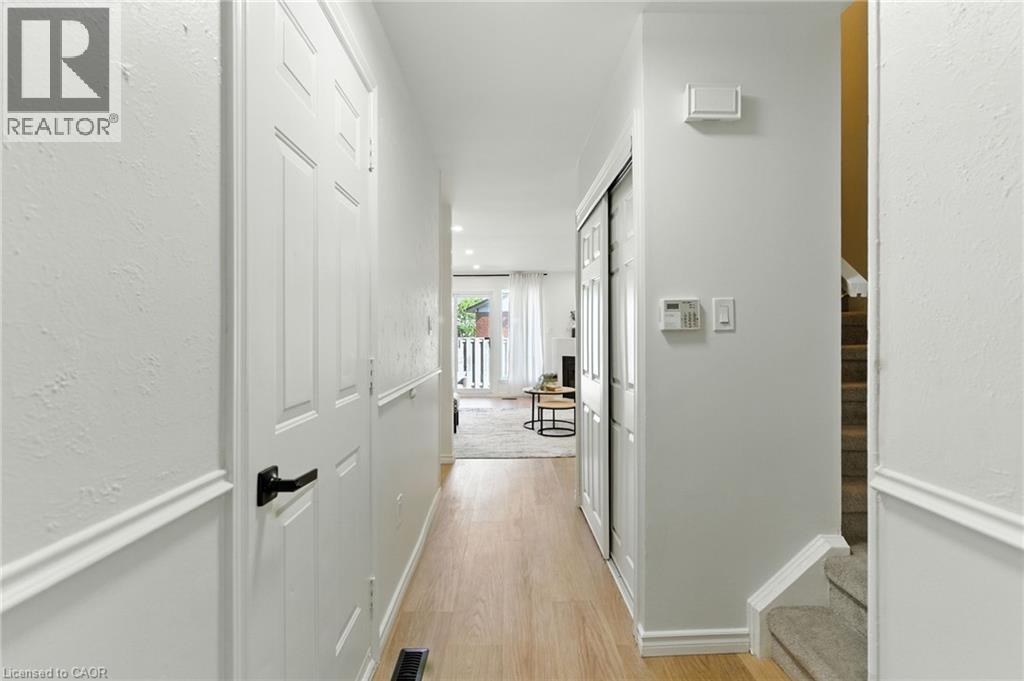 25 Redbury Street Unit# 50, Hamilton, Ontario  L8W 1P7 - Photo 3 - 40772472