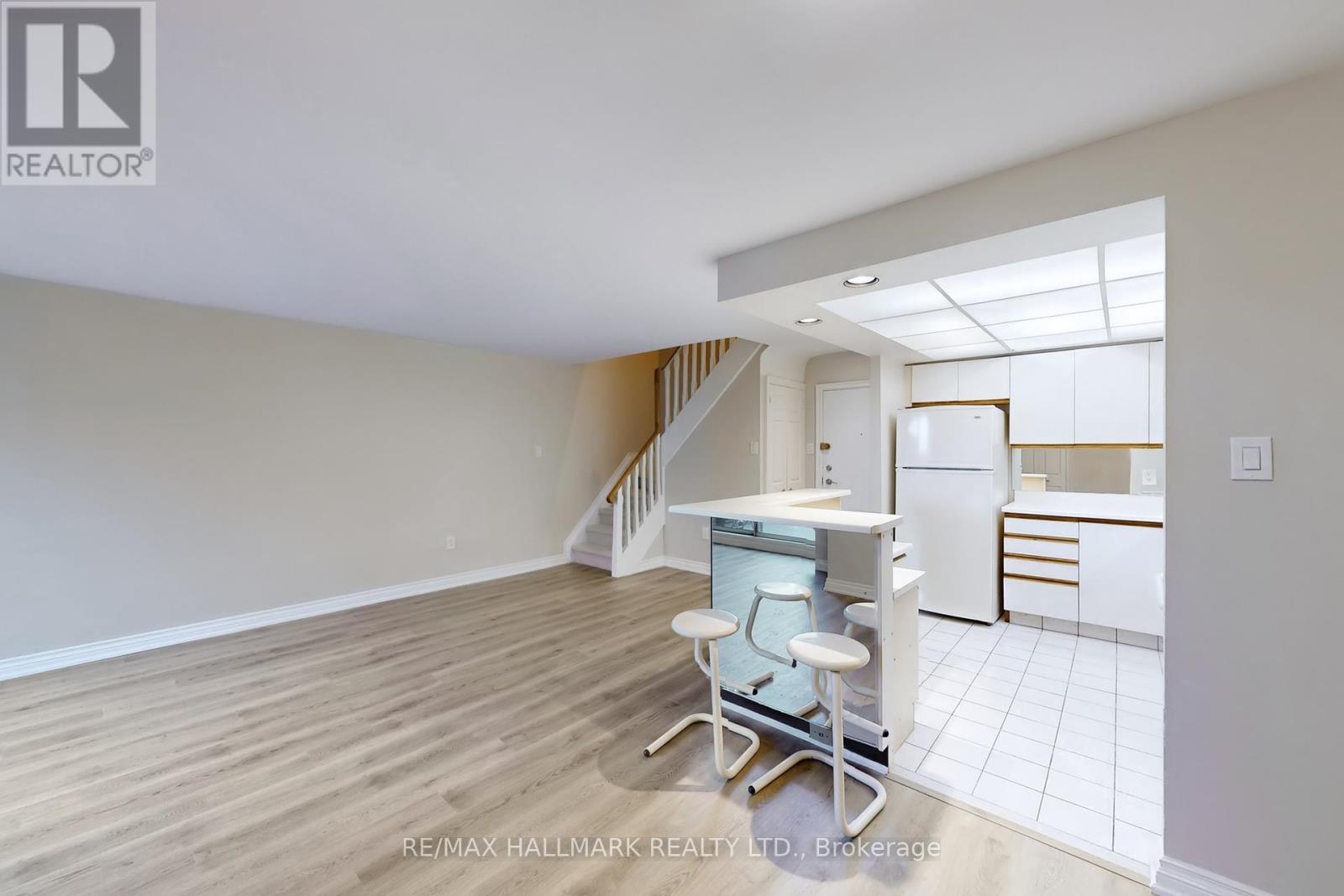 316 - 16 Elgin Street, Markham, Ontario  L3T 4T4 - Photo 8 - N12433351