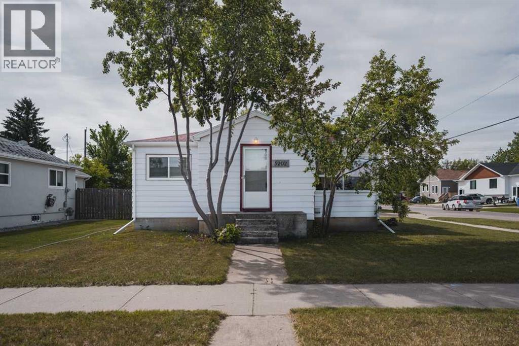5202 44 Avenue, Taber, Alberta  T1G 1B5 - Photo 1 - A2259144