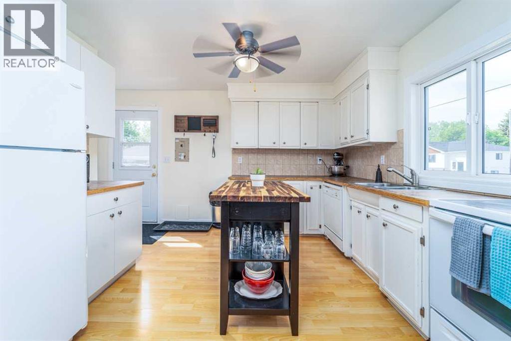 5202 44 Avenue, Taber, Alberta  T1G 1B5 - Photo 16 - A2259144