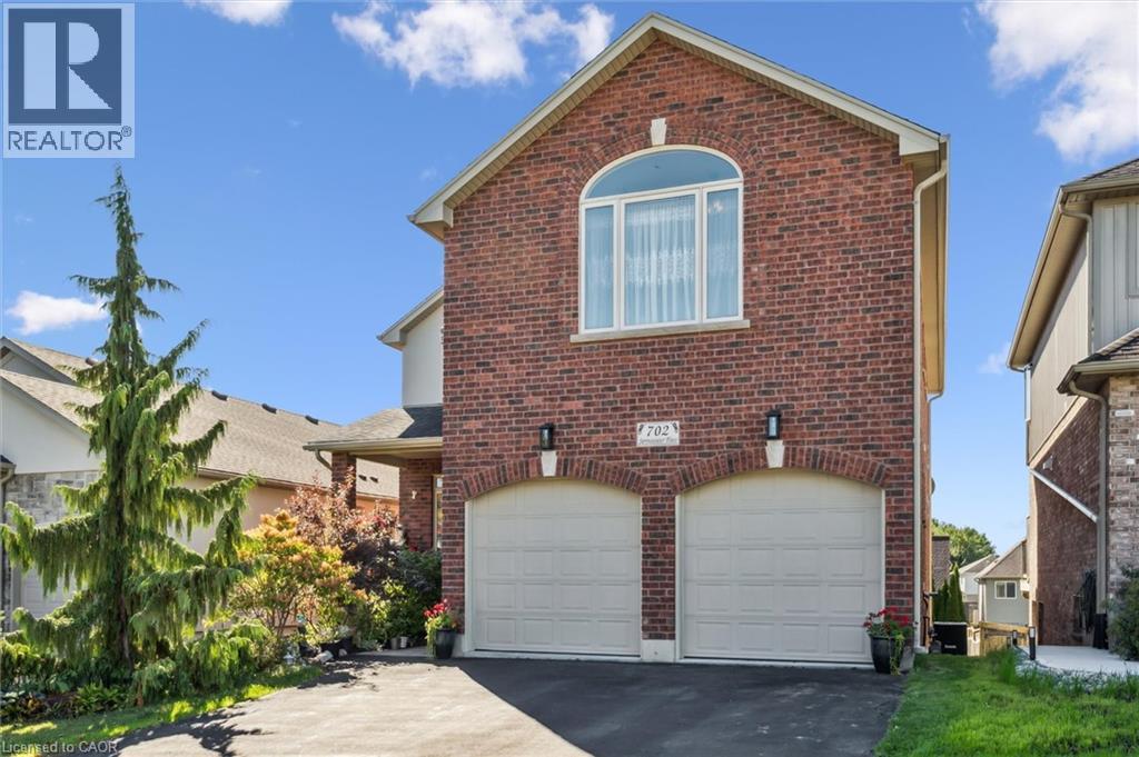 702 Springwater Place, Waterloo, Ontario  N2V 2S5 - Photo 2 - 40772751