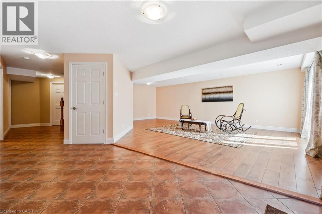 702 Springwater Place, Waterloo, Ontario  N2V 2S5 - Photo 33 - 40772751