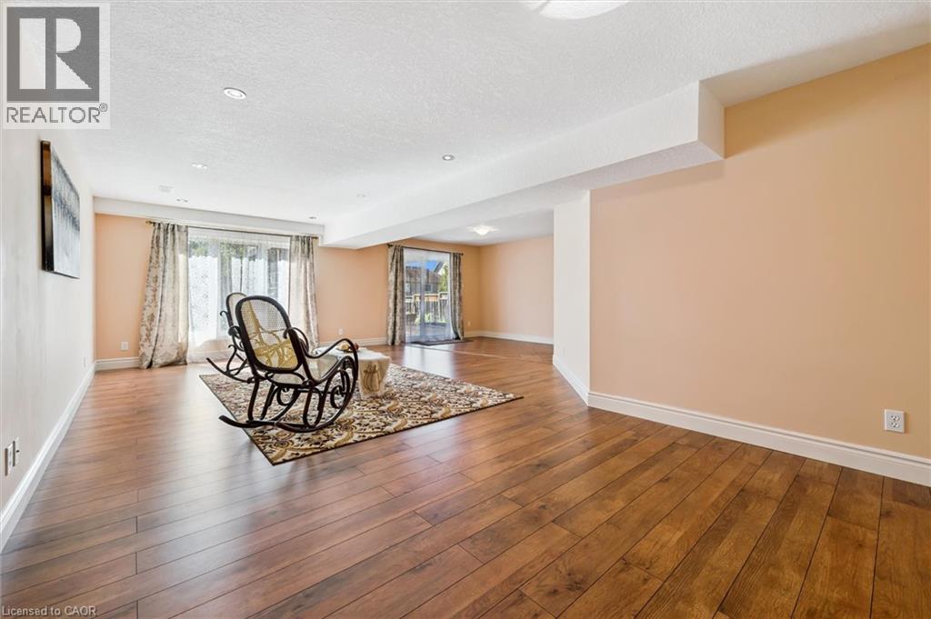 702 Springwater Place, Waterloo, Ontario  N2V 2S5 - Photo 34 - 40772751