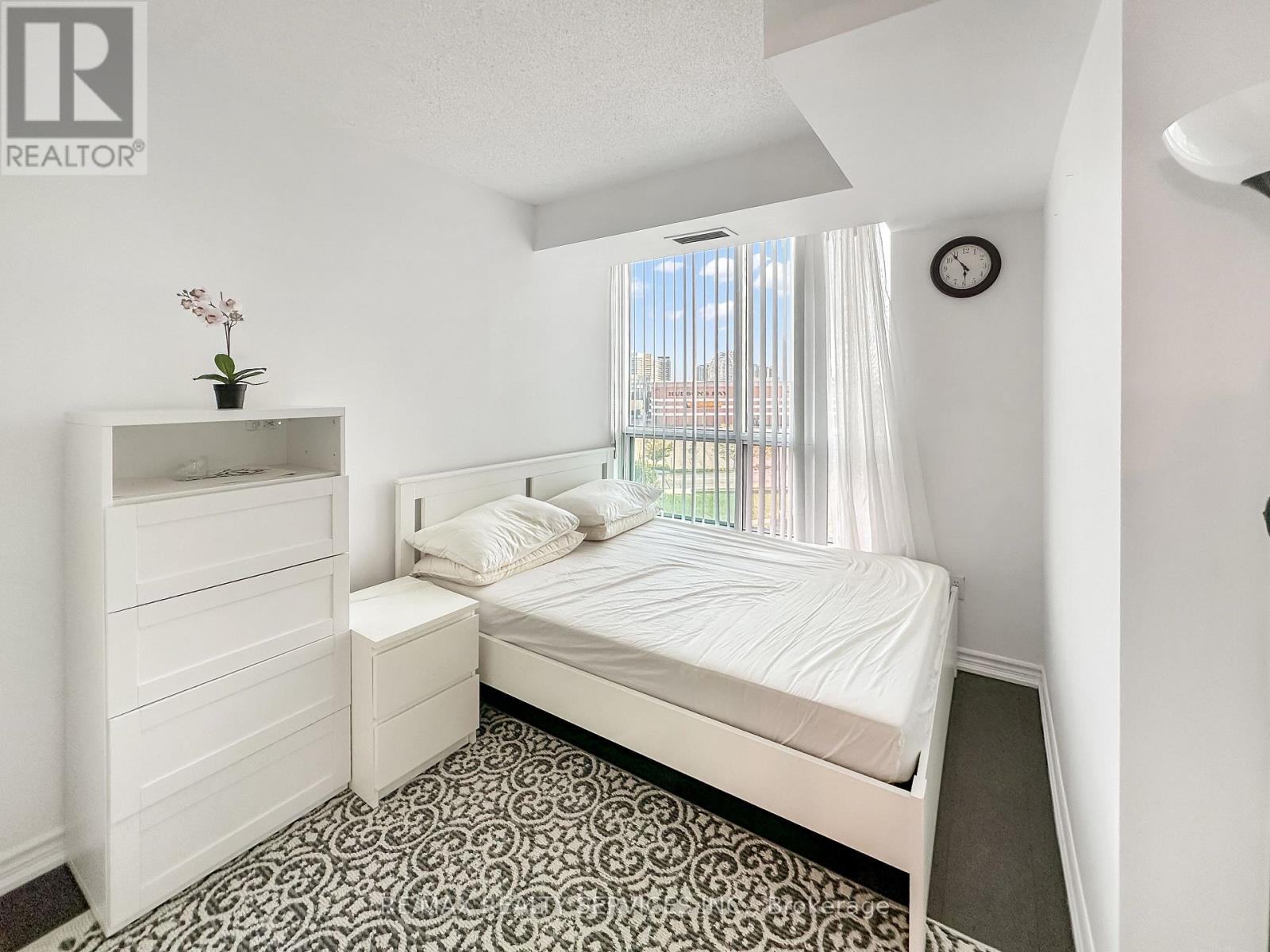 505 - 2545 Erin Centre Boulevard, Mississauga, Ontario  L5M 6Z9 - Photo 7 - W12409756