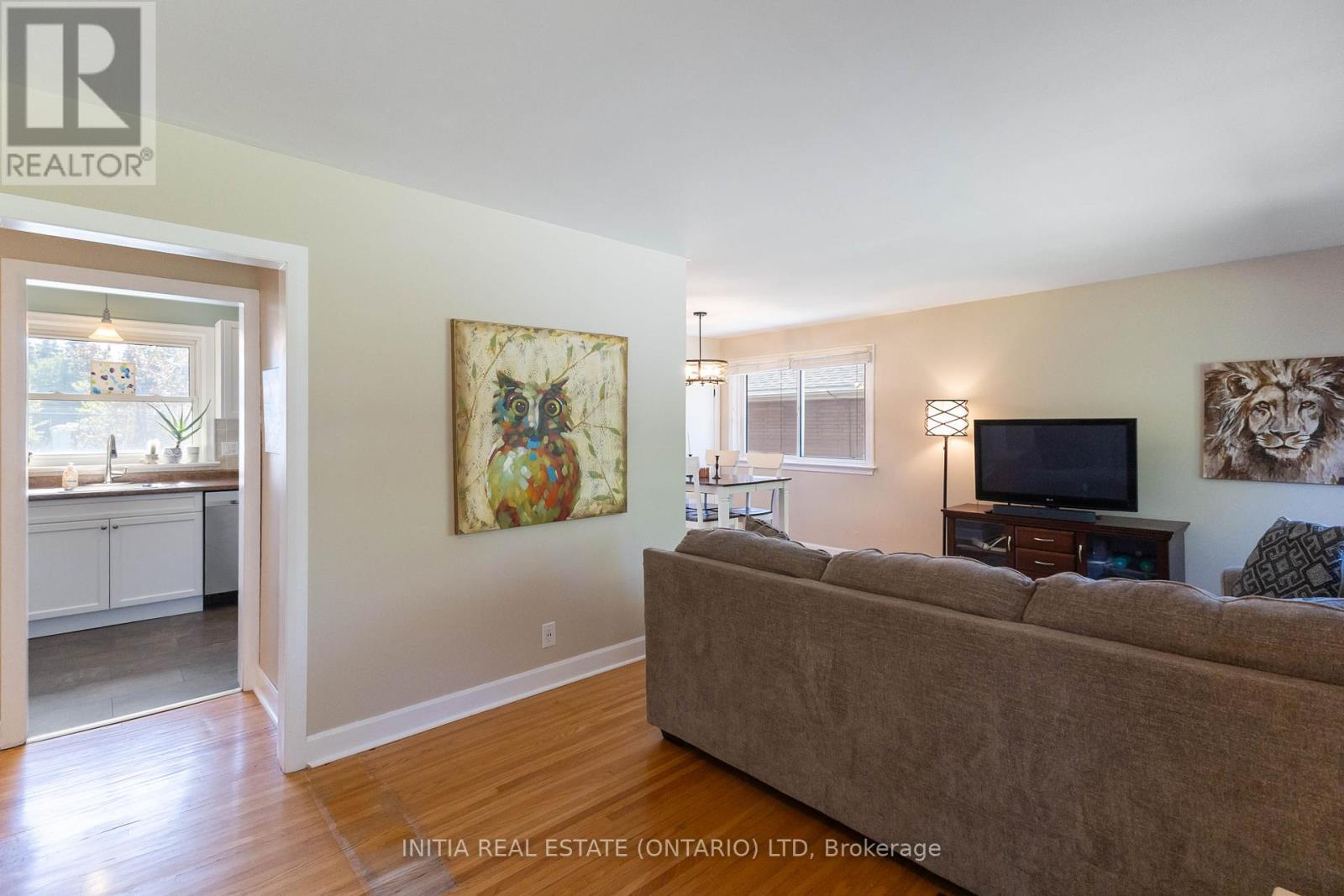 1803 Whitehall Drive, London East, Ontario  N5W 1Z2 - Photo 10 - X12434230