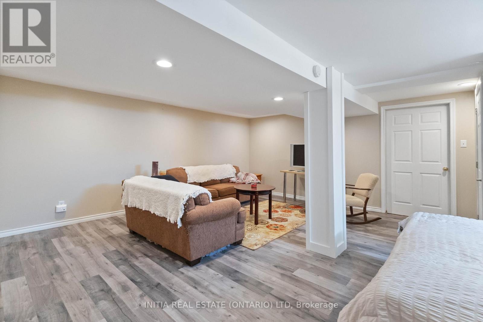 1803 Whitehall Drive, London East, Ontario  N5W 1Z2 - Photo 34 - X12434230