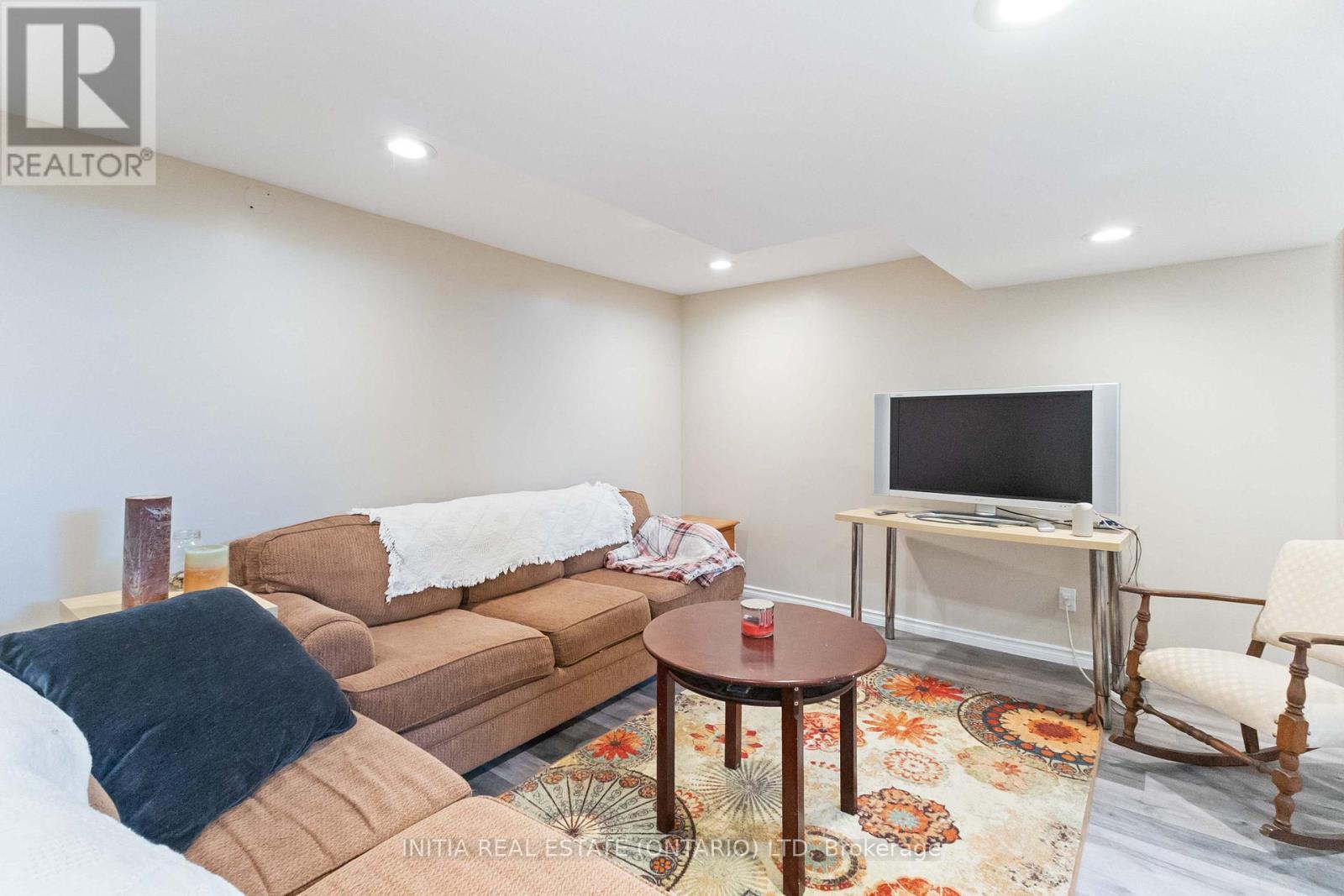 1803 Whitehall Drive, London East, Ontario  N5W 1Z2 - Photo 36 - X12434230