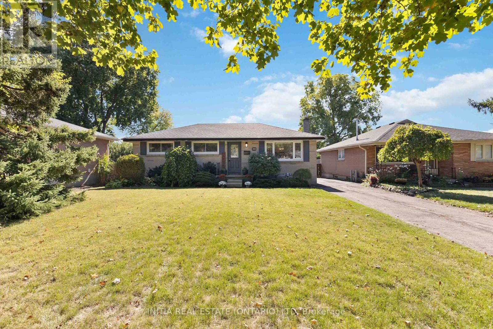 1803 Whitehall Drive, London East, Ontario  N5W 1Z2 - Photo 4 - X12434230