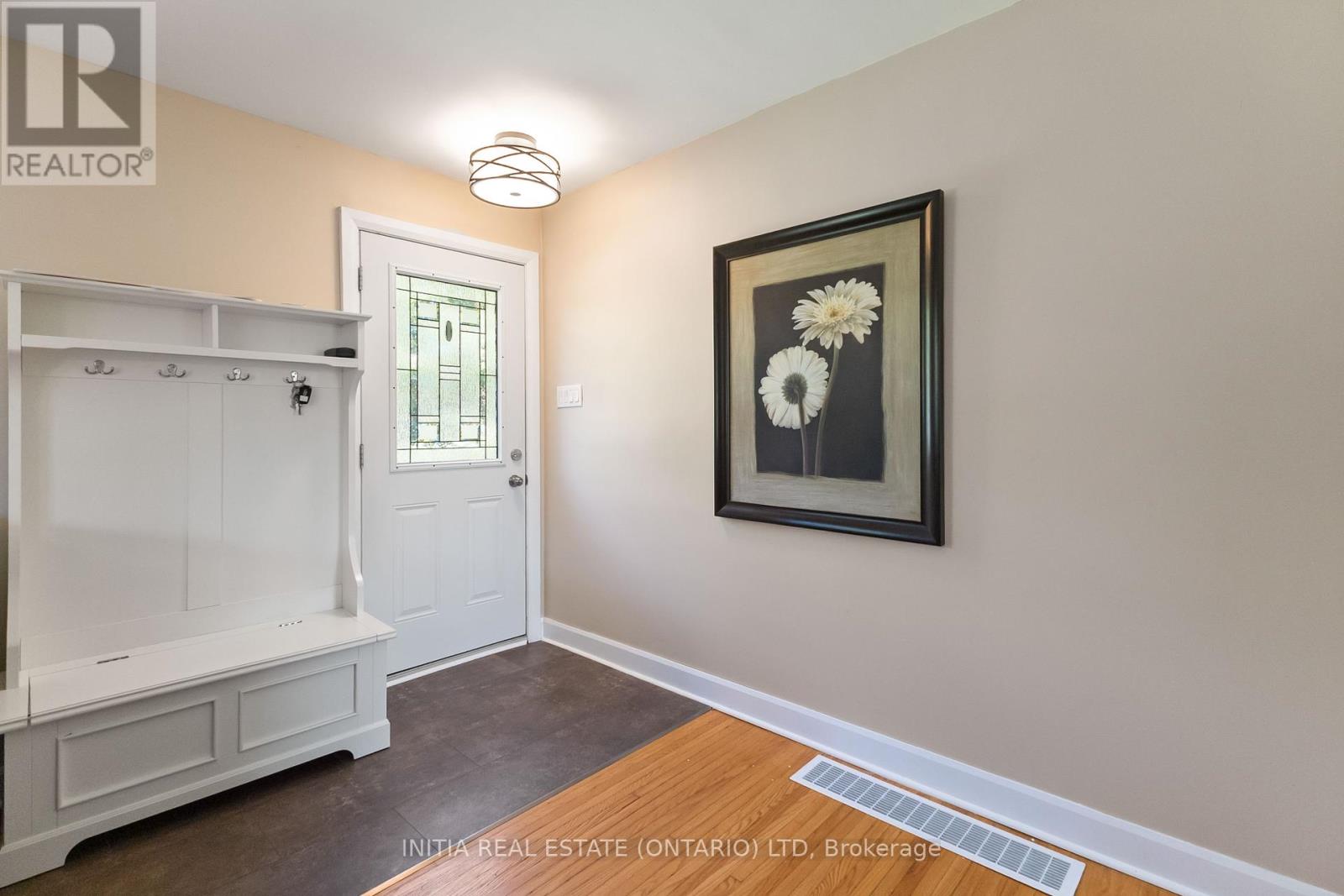 1803 Whitehall Drive, London East, Ontario  N5W 1Z2 - Photo 8 - X12434230
