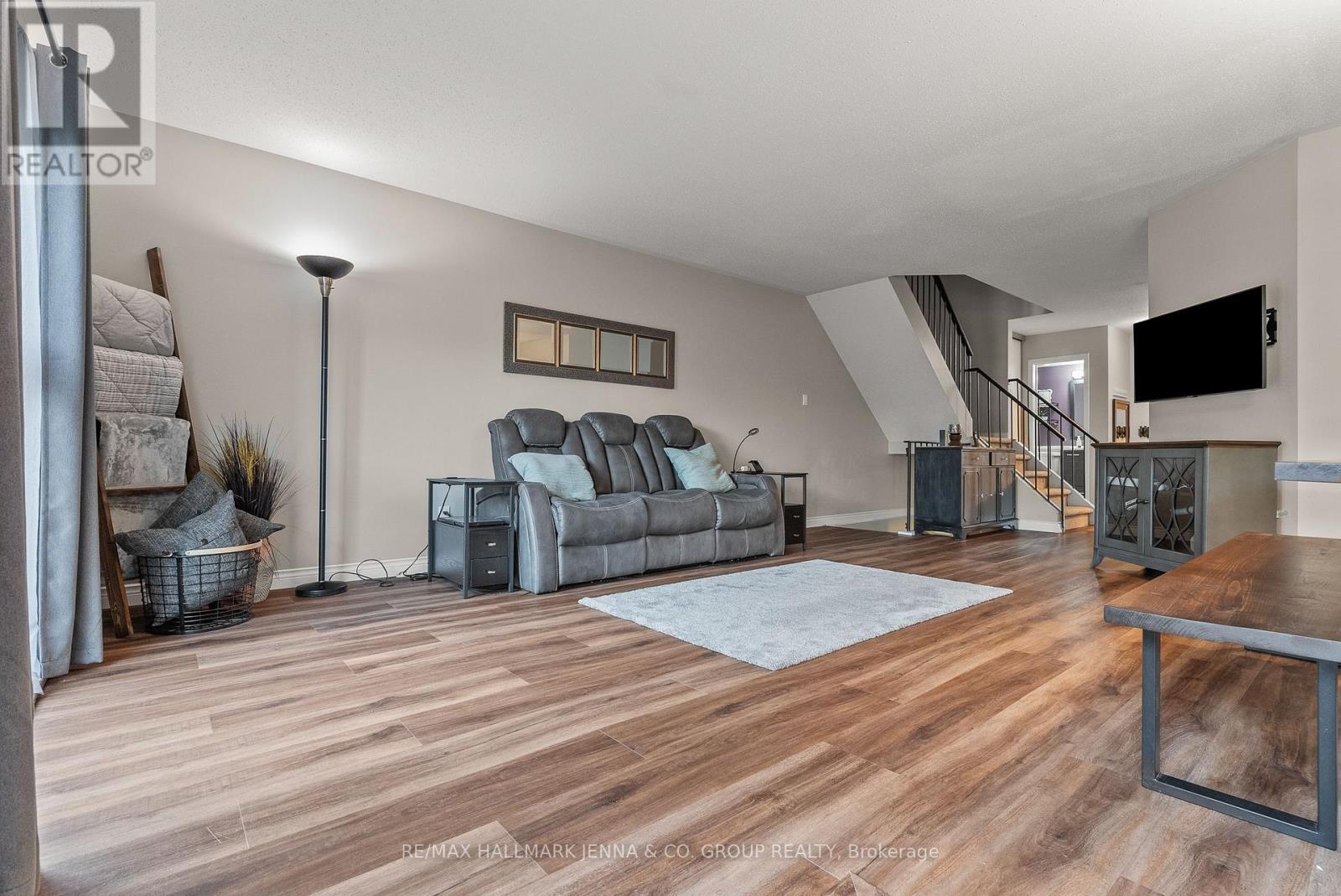 8 Alfa Street, Ottawa, Ontario  K2J 3S5 - Photo 17 - X12434199