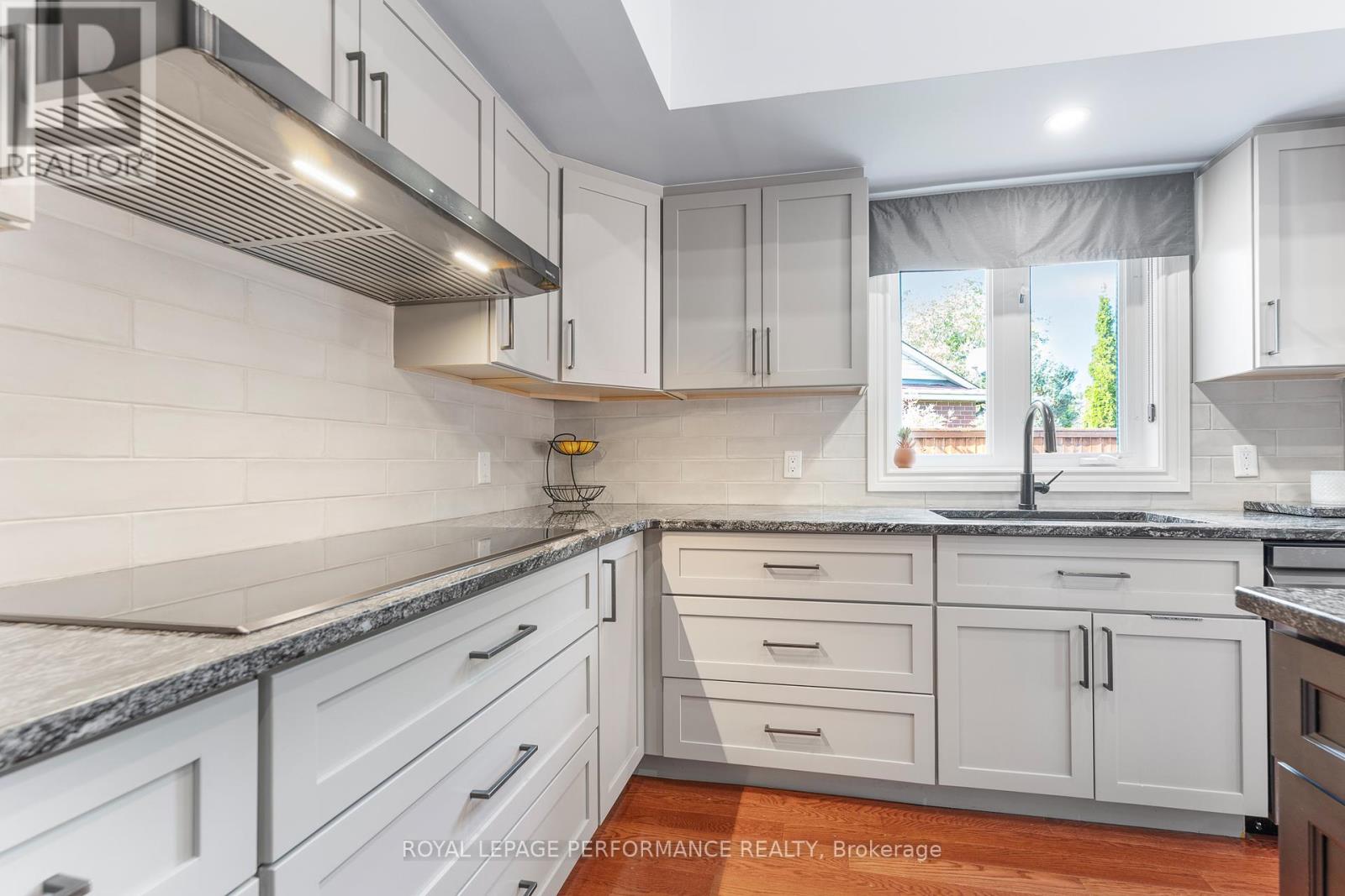 48 Settler's Ridge Way, Ottawa, Ontario  K2J 4V2 - Photo 18 - X12434213