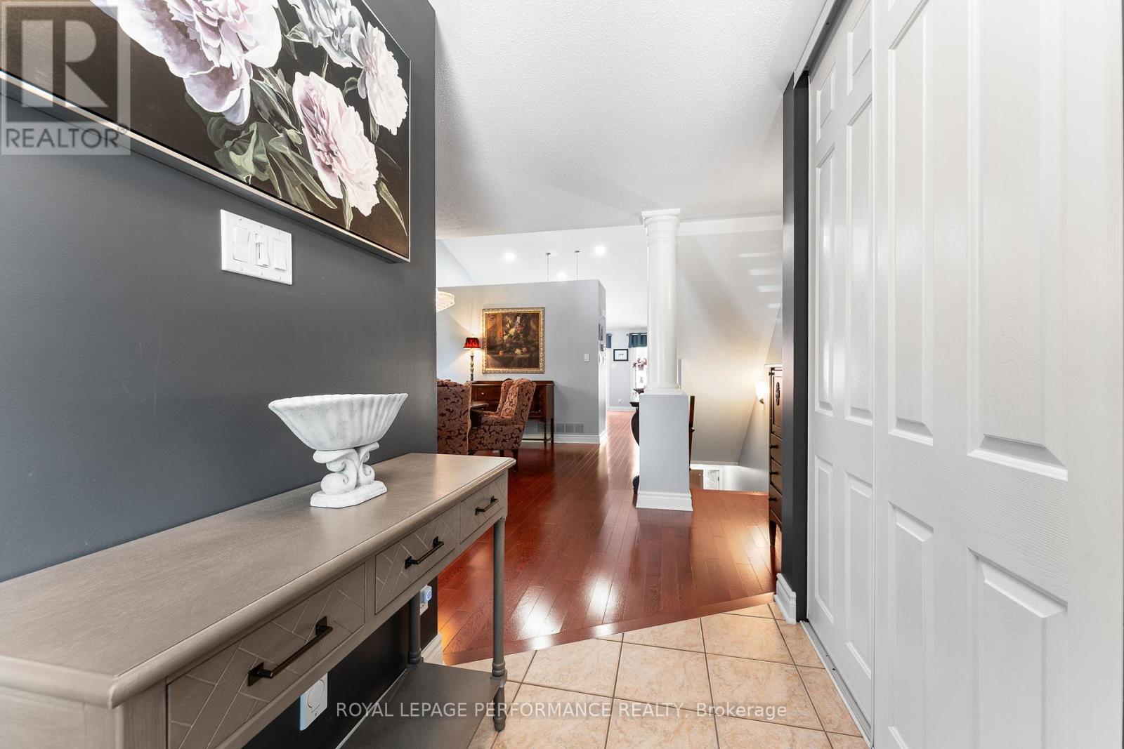 48 Settler's Ridge Way, Ottawa, Ontario  K2J 4V2 - Photo 6 - X12434213