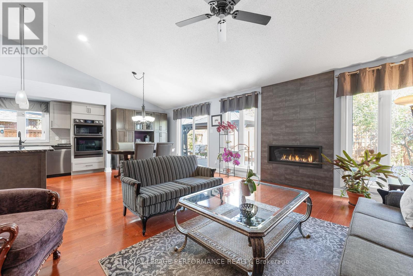 48 Settler's Ridge Way, Ottawa, Ontario  K2J 4V2 - Photo 9 - X12434213