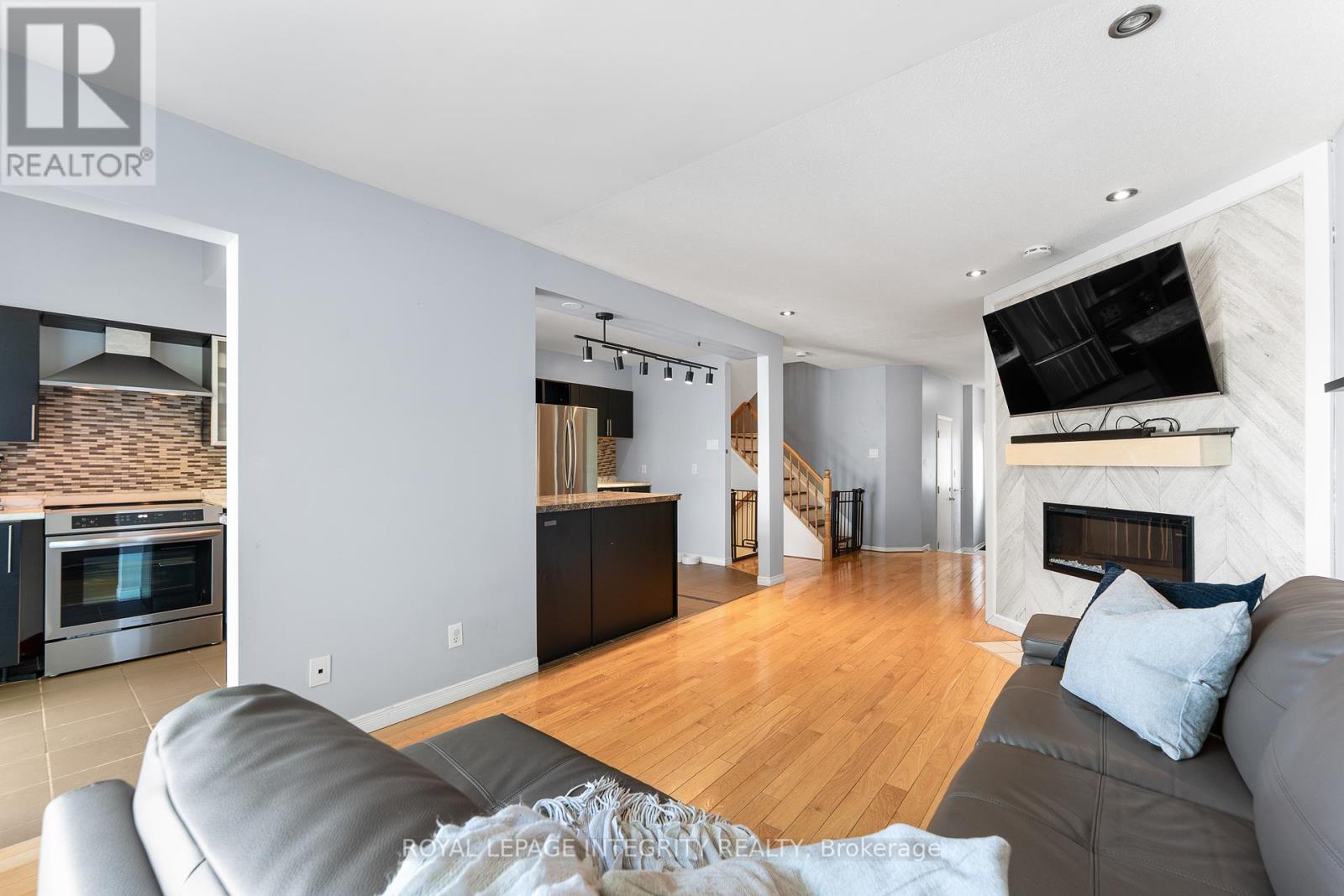 5 Banchory Crescent, Ottawa, Ontario  K2K 2V4 - Photo 10 - X12434292