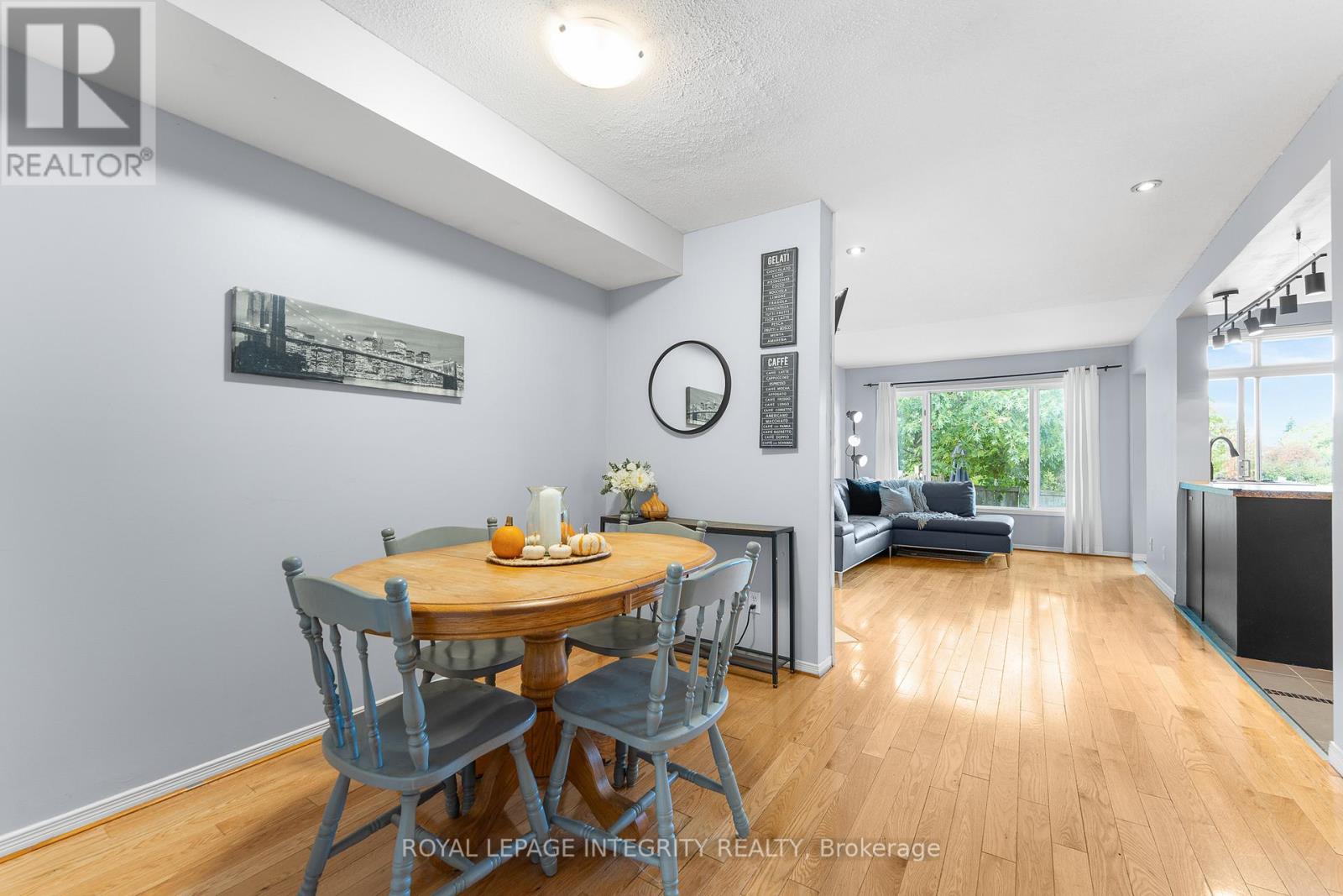 5 Banchory Crescent, Ottawa, Ontario  K2K 2V4 - Photo 5 - X12434292