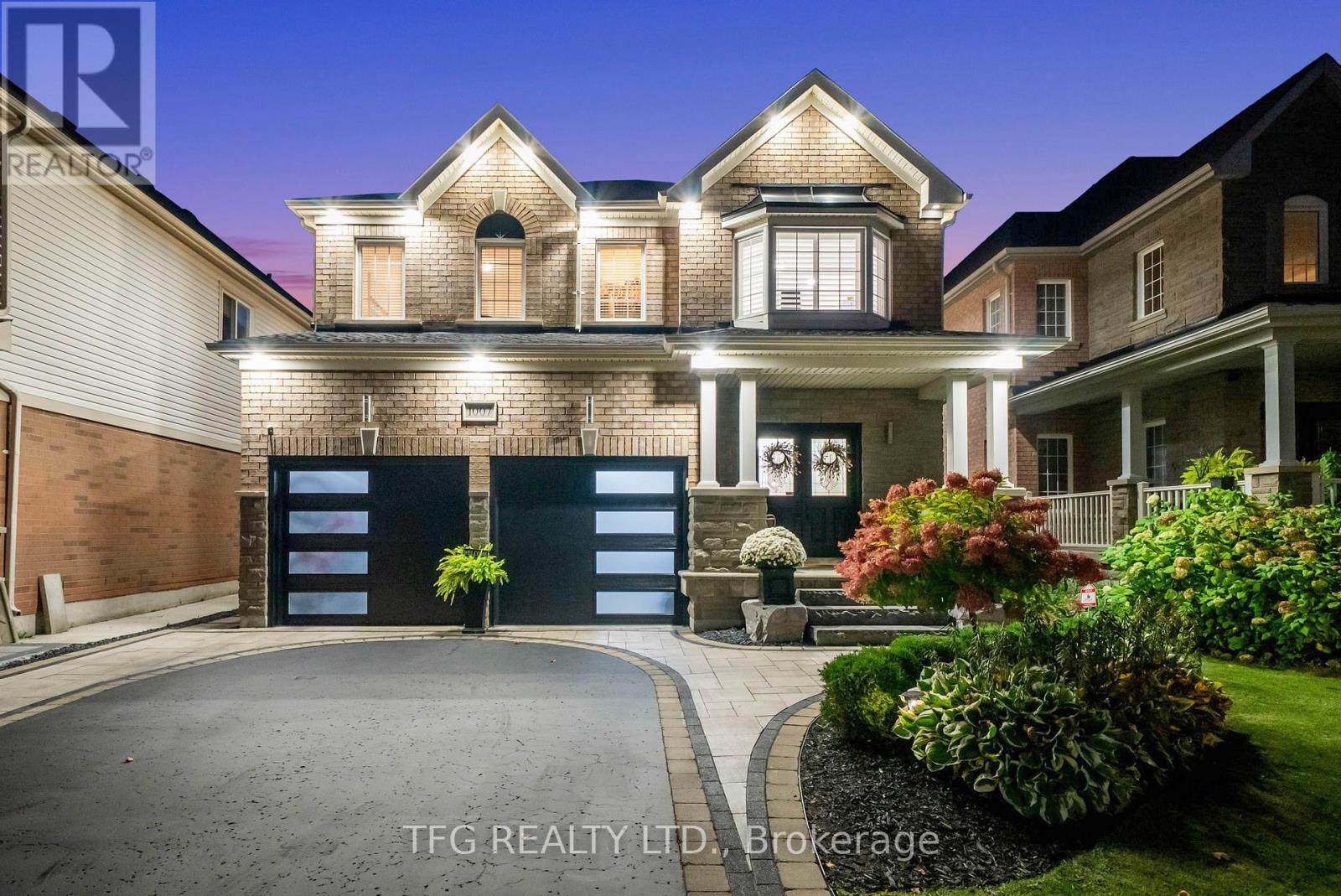 1007 Coldstream Drive, Oshawa, Ontario  L1K 0J8 - Photo 1 - E12434296