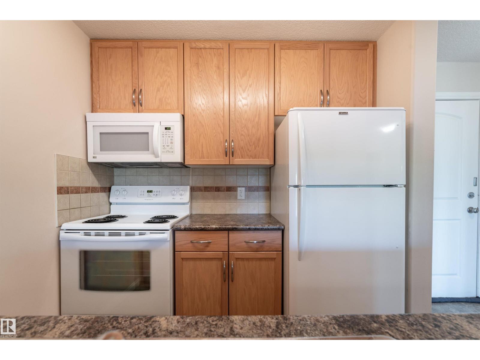 #208 1204 156 St Nw, Edmonton, Alberta  T6R 0R6 - Photo 9 - E4460063