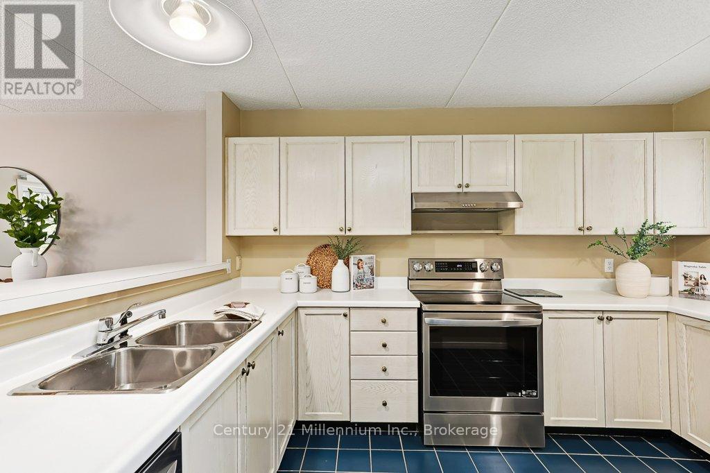 24 - 409 Mariners Way, Collingwood, Ontario  L9Y 5C7 - Photo 10 - S12434285
