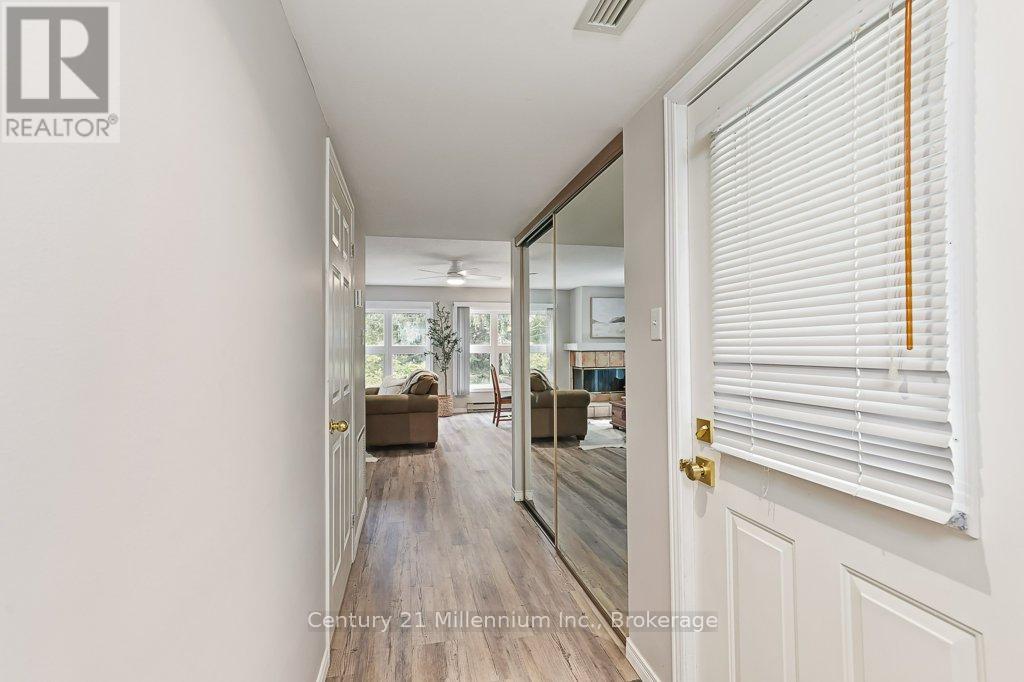 24 - 409 Mariners Way, Collingwood, Ontario  L9Y 5C7 - Photo 2 - S12434285