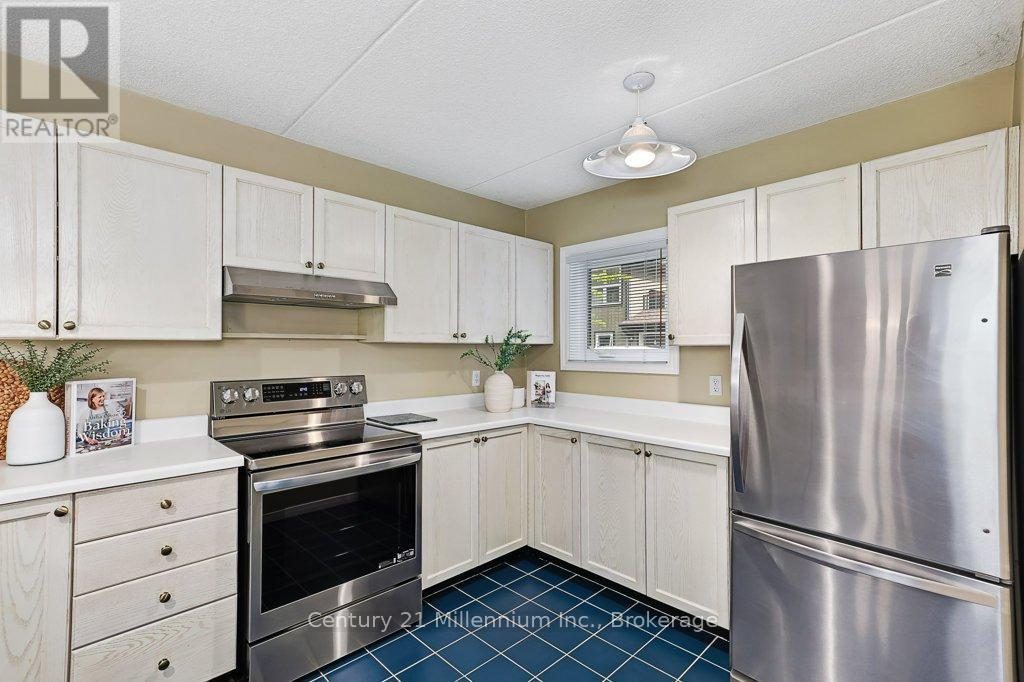 24 - 409 Mariners Way, Collingwood, Ontario  L9Y 5C7 - Photo 8 - S12434285