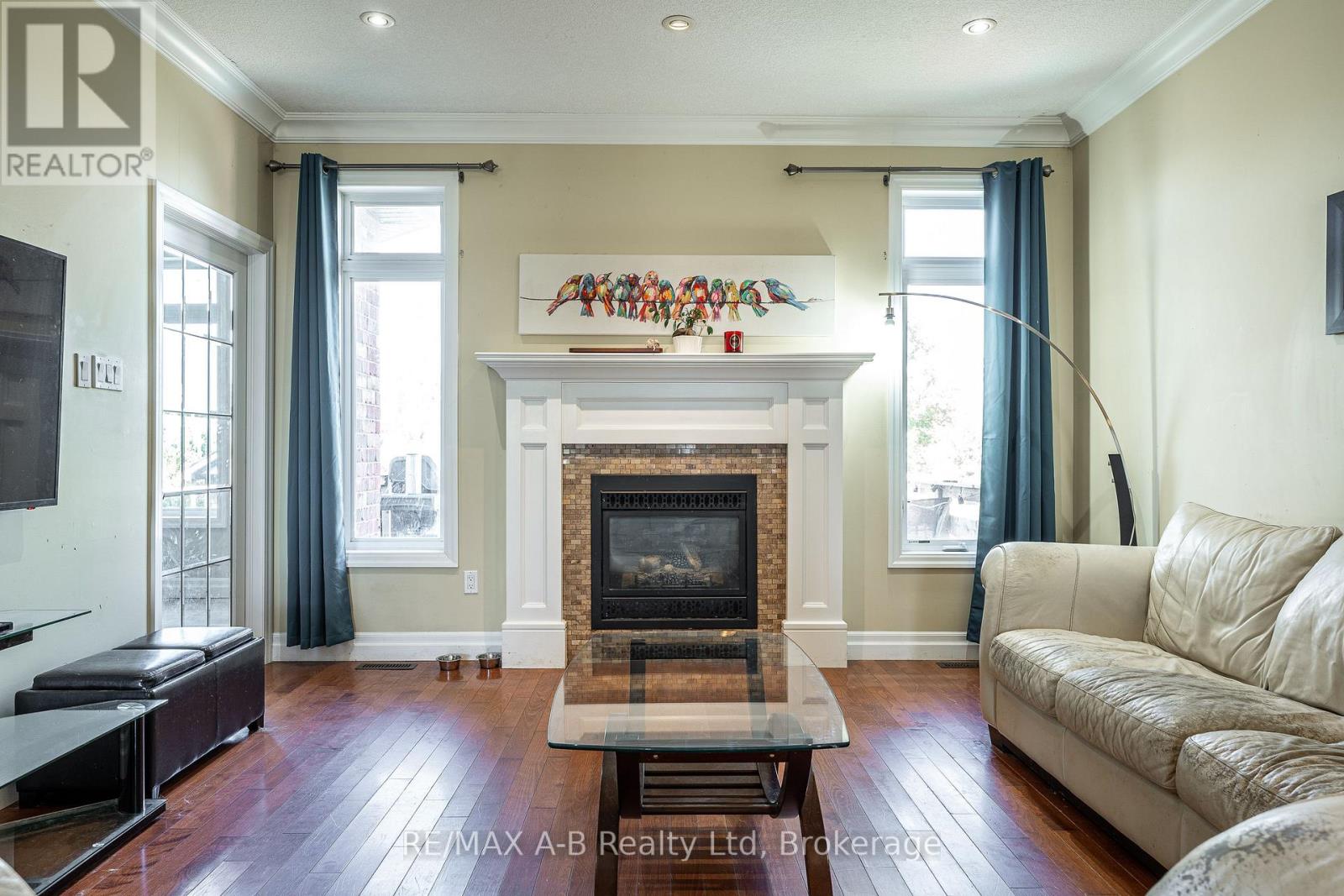 77 Millson Crescent, St. Marys, Ontario  N4X 1A0 - Photo 12 - X12434281